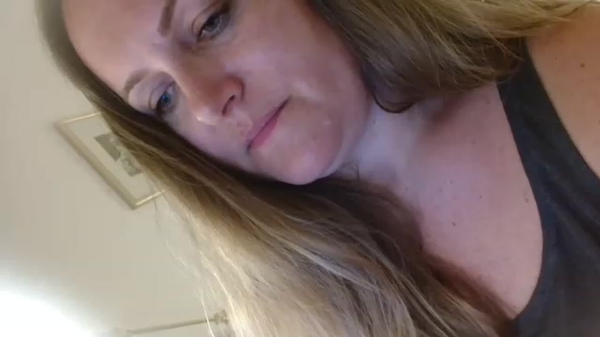 Gallery image thumbnail from JustLily's myfreecams stream on, 05/24/2023, 23:18 image 11 of 20