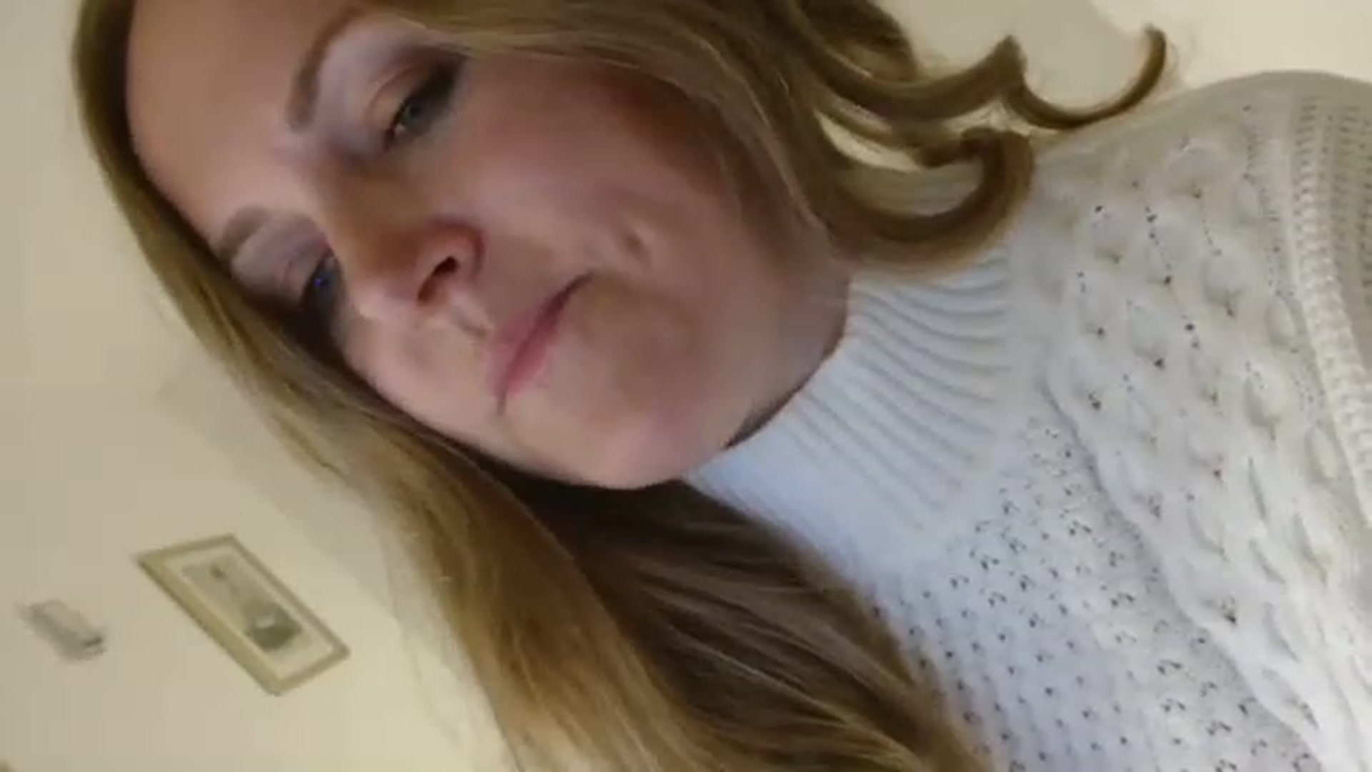 Gallery image thumbnail from JustLily's myfreecams stream on, 05/25/2023, 22:52 image 10 of 20
