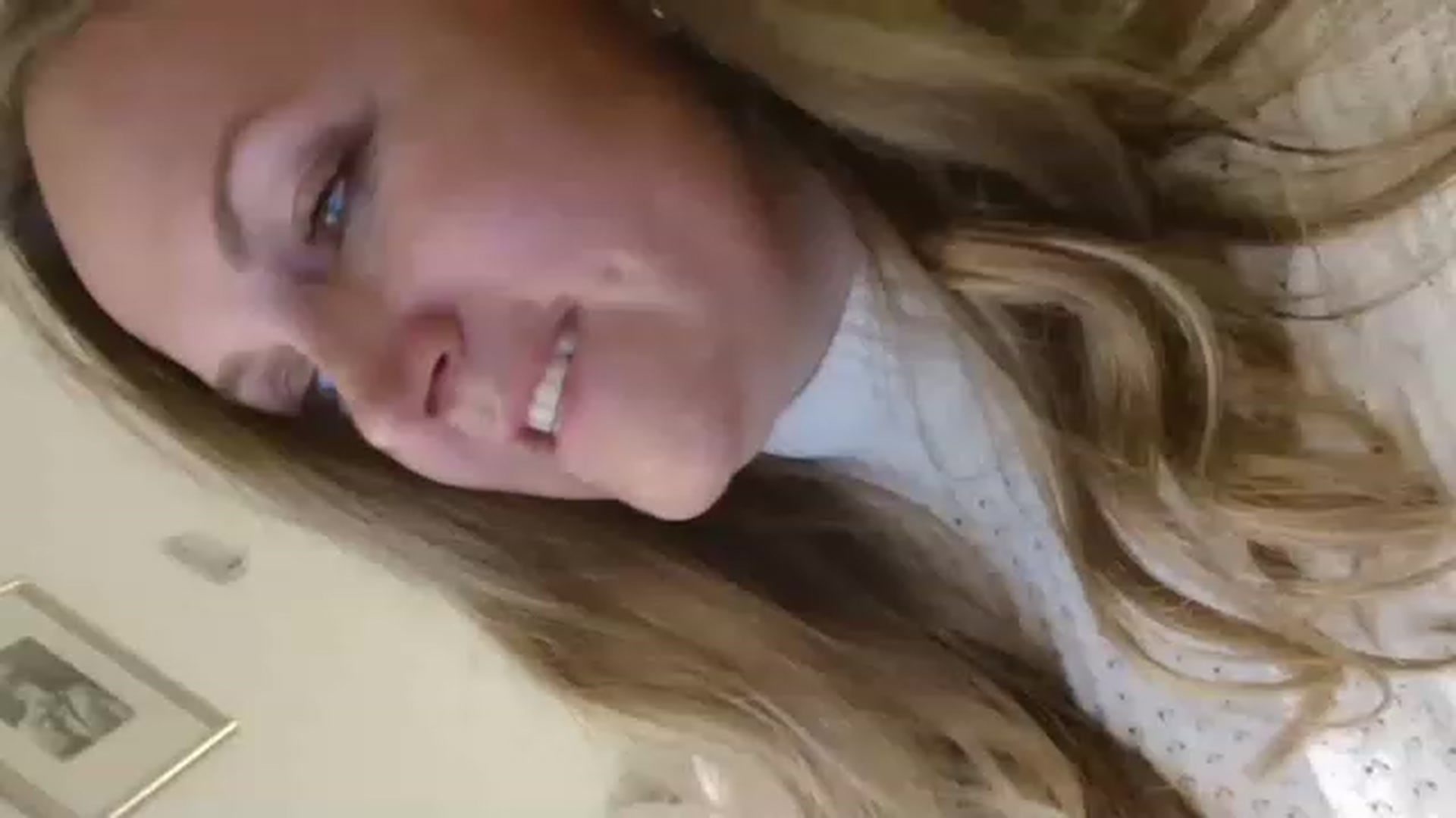 Gallery image thumbnail from JustLily's myfreecams stream on, 05/25/2023, 23:39 image 16 of 20