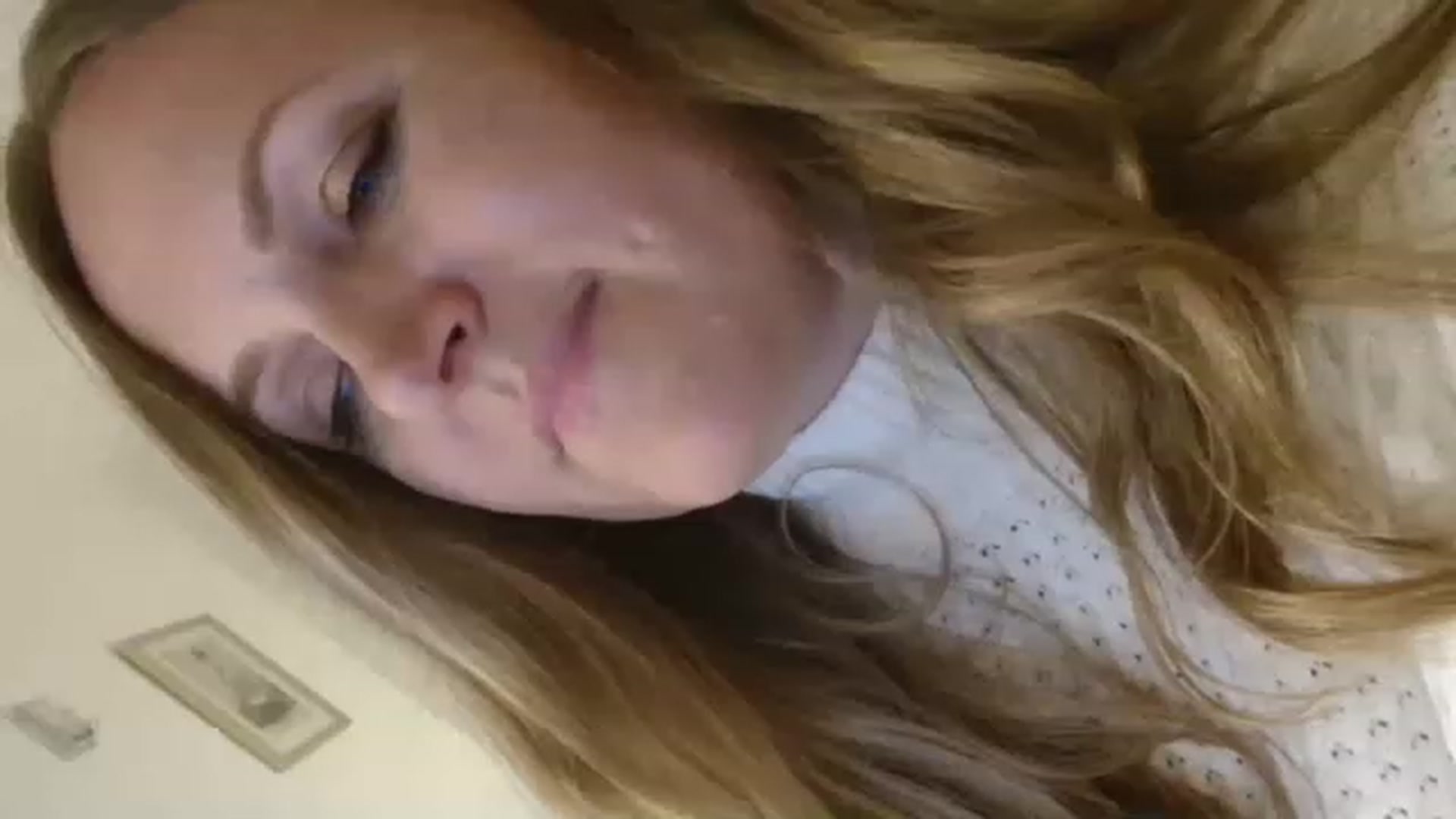 Gallery image thumbnail from JustLily's myfreecams stream on, 05/25/2023, 23:39 image 4 of 20