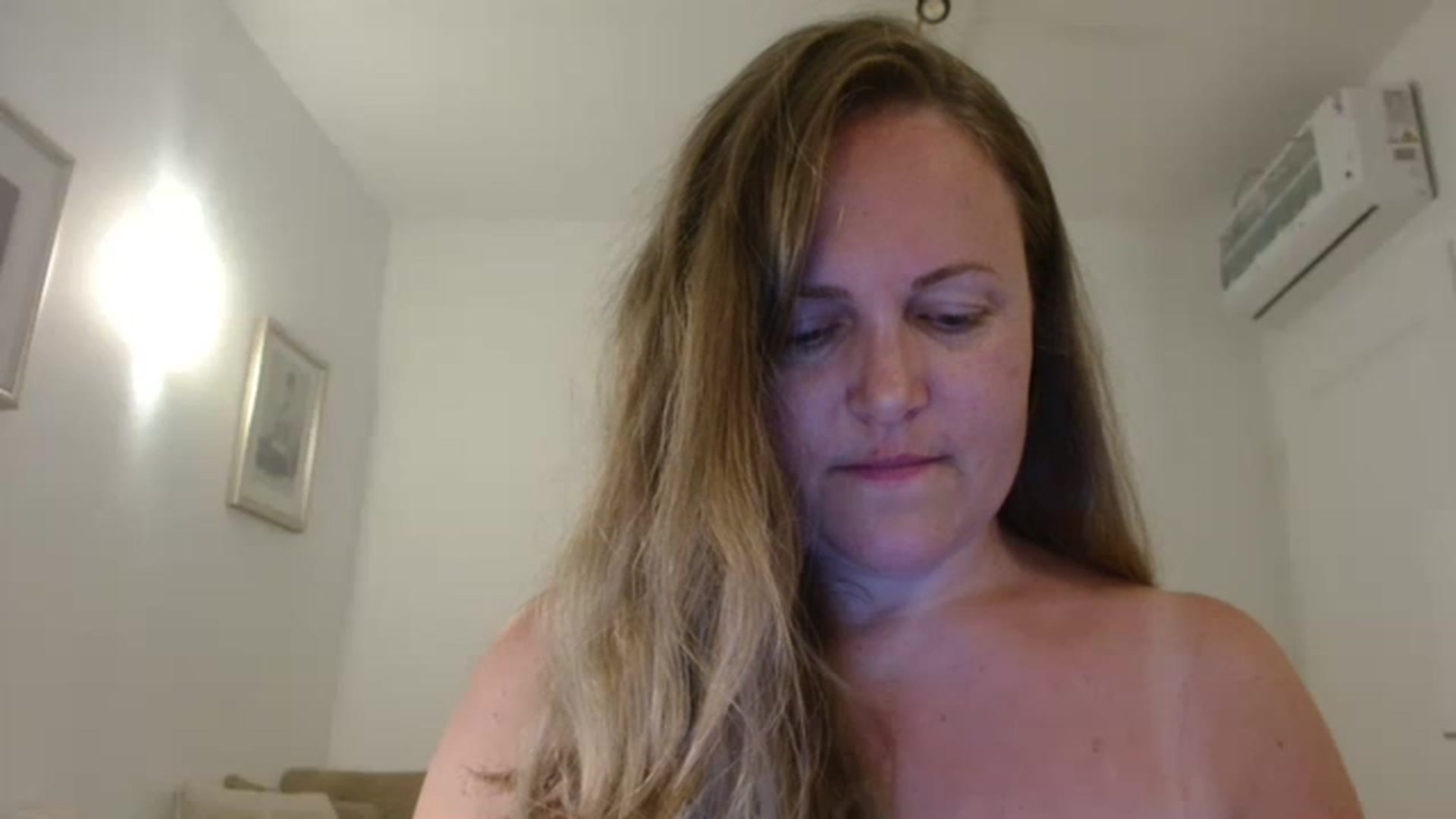 Gallery image thumbnail from JustLily's myfreecams stream on, 06/10/2023, 22:31 image 1 of 20