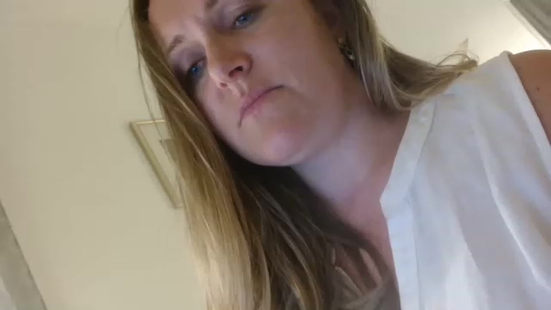 Gallery image thumbnail from JustLily's myfreecams stream on, 06/26/2023, 21:21 image 4 of 20