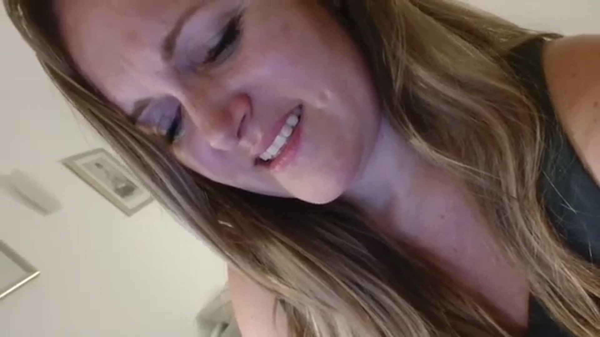 Gallery image thumbnail from JustLily's myfreecams stream on, 07/31/2023, 22:35 image 10 of 20