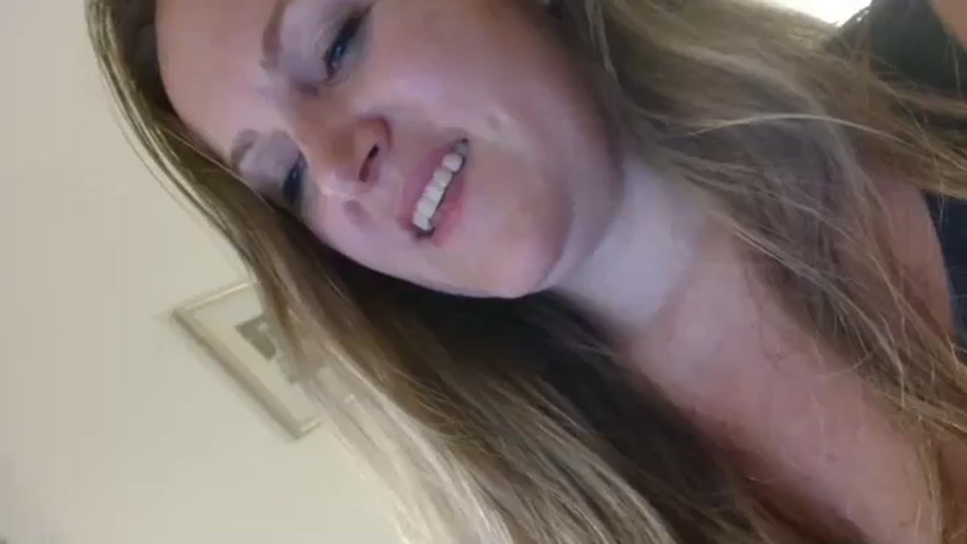 Gallery image thumbnail from JustLily's myfreecams stream on, 07/31/2023, 22:35 image 3 of 20