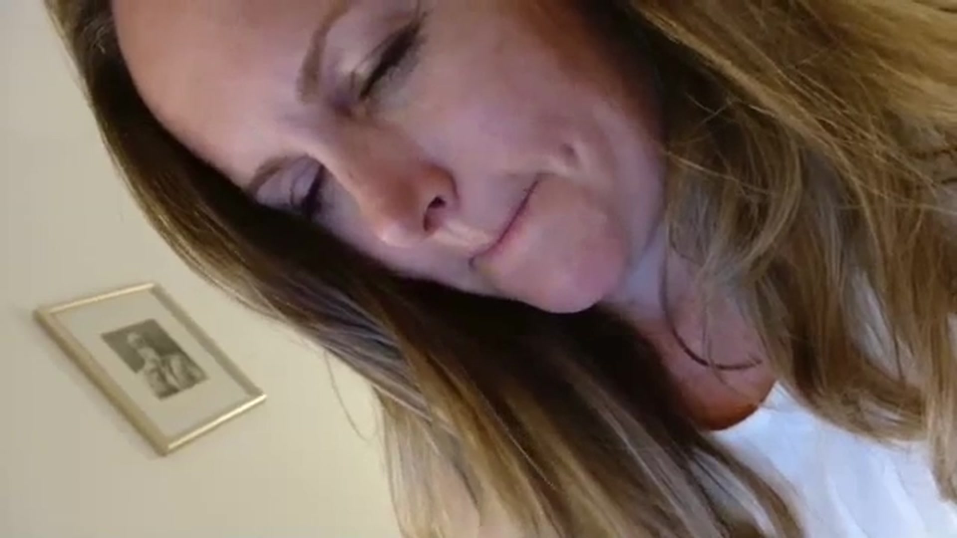 Gallery image thumbnail from JustLily's myfreecams stream on, 09/07/2023, 21:29 image 2 of 20