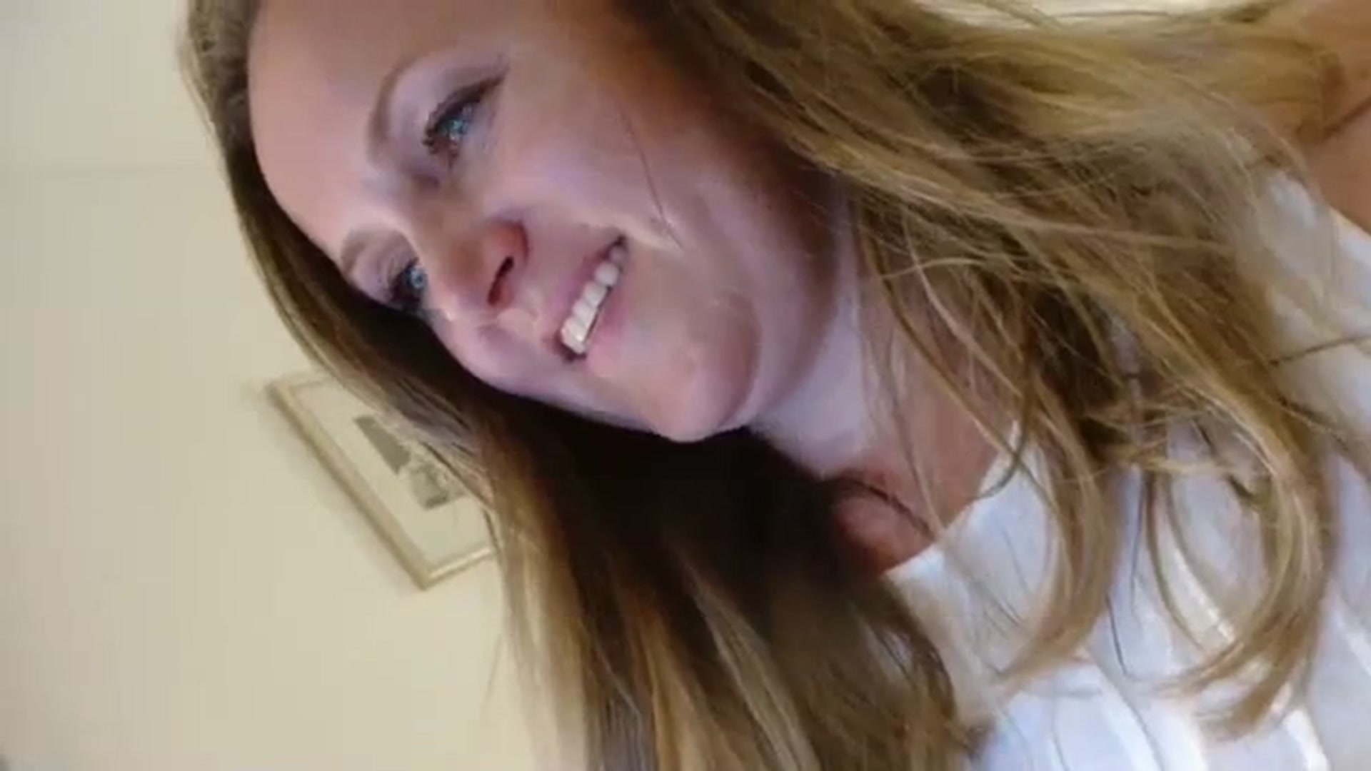 Gallery image thumbnail from JustLily's myfreecams stream on, 09/07/2023, 21:29 image 14 of 20
