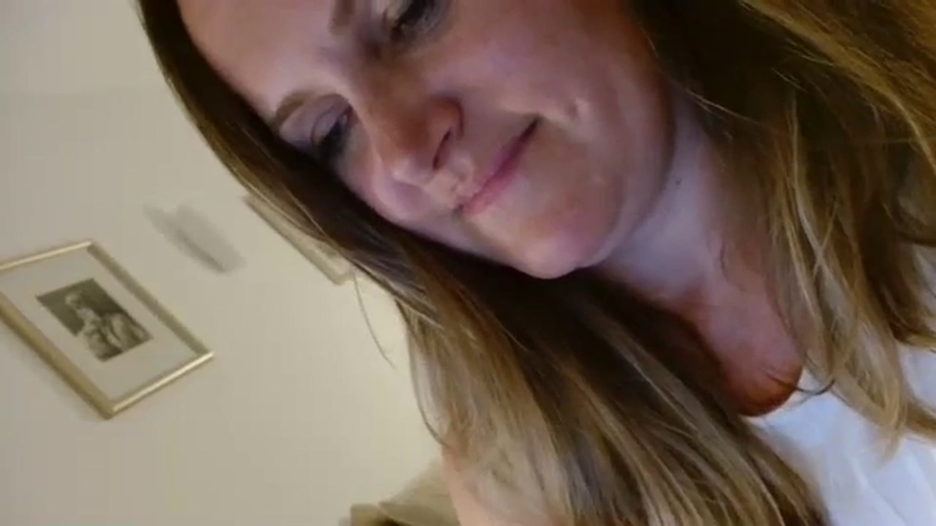 Gallery image thumbnail from JustLily's myfreecams stream on, 09/07/2023, 21:29 image 8 of 20