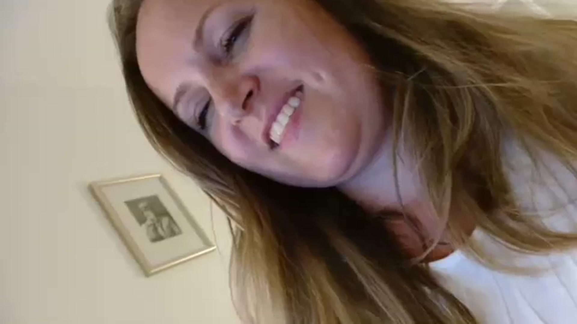 Gallery image thumbnail from JustLily's myfreecams stream on, 09/07/2023, 21:29 image 7 of 20