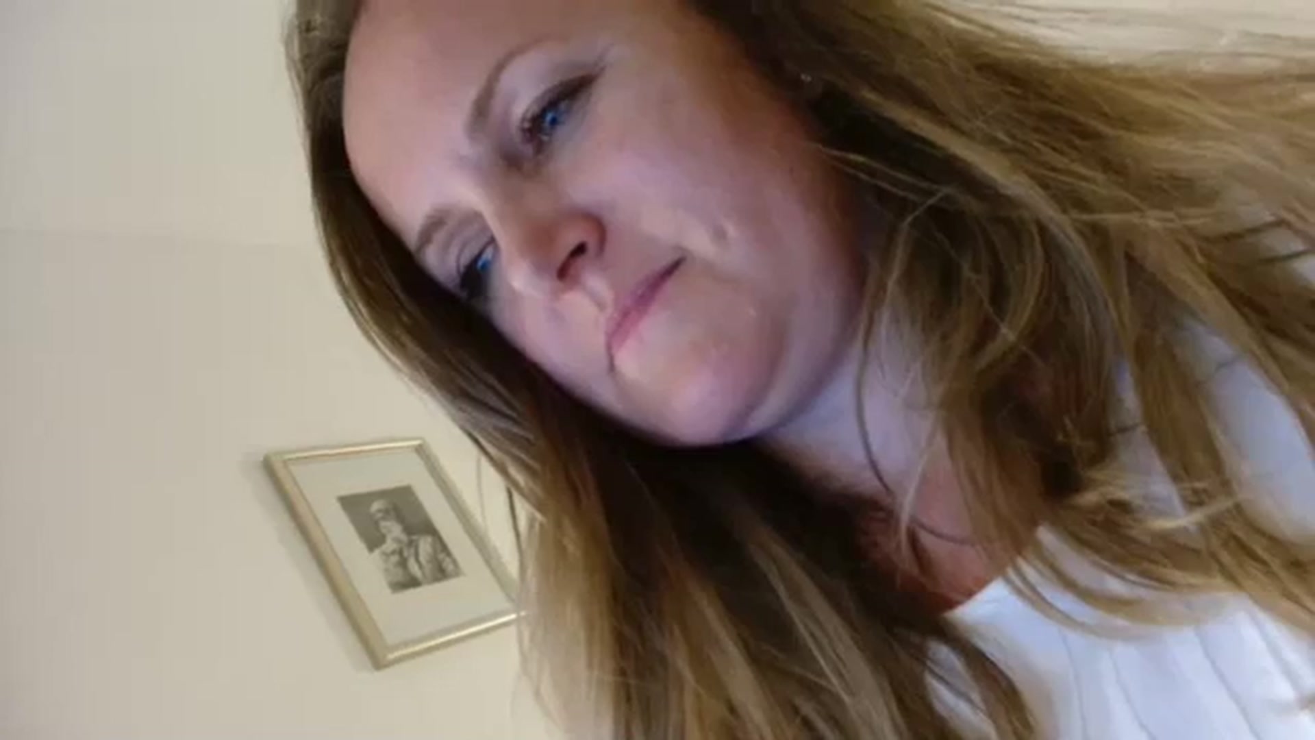 Gallery image thumbnail from JustLily's myfreecams stream on, 09/07/2023, 21:29 image 5 of 20