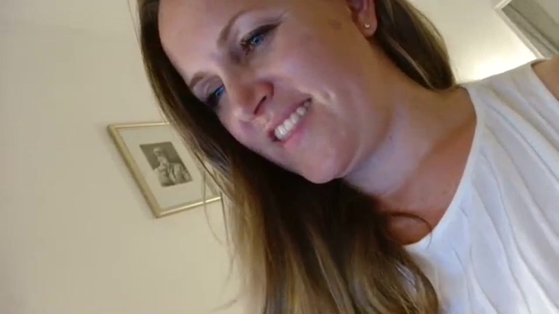 Gallery image thumbnail from JustLily's myfreecams stream on, 09/07/2023, 21:29 image 18 of 20