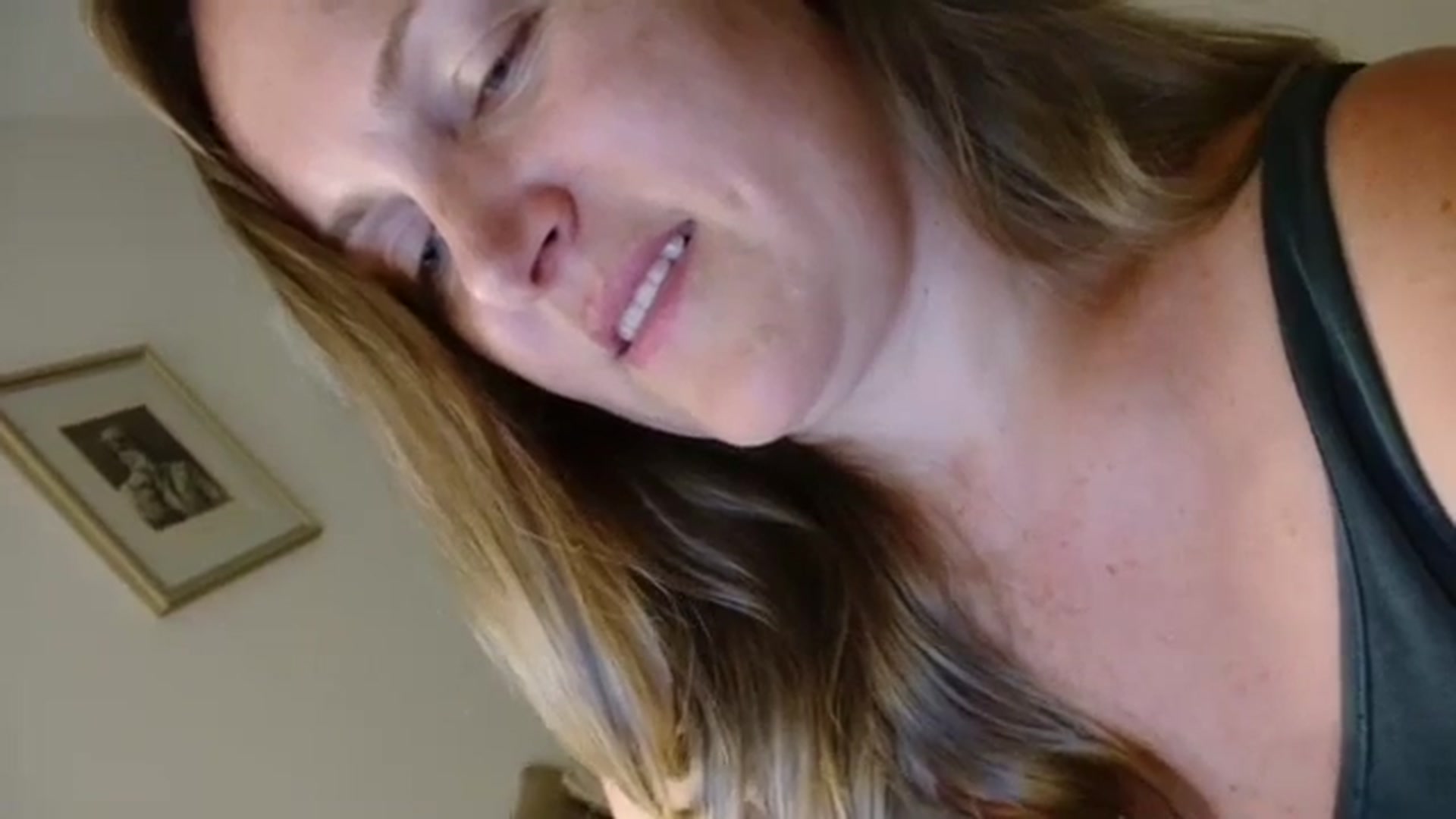 Gallery image thumbnail from JustLily's myfreecams stream on, 09/13/2023, 21:54 image 18 of 20