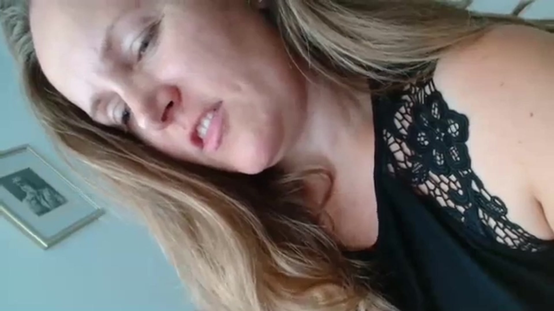 Gallery image thumbnail from JustLily's myfreecams stream on, 09/18/2023, 13:00 image 7 of 20