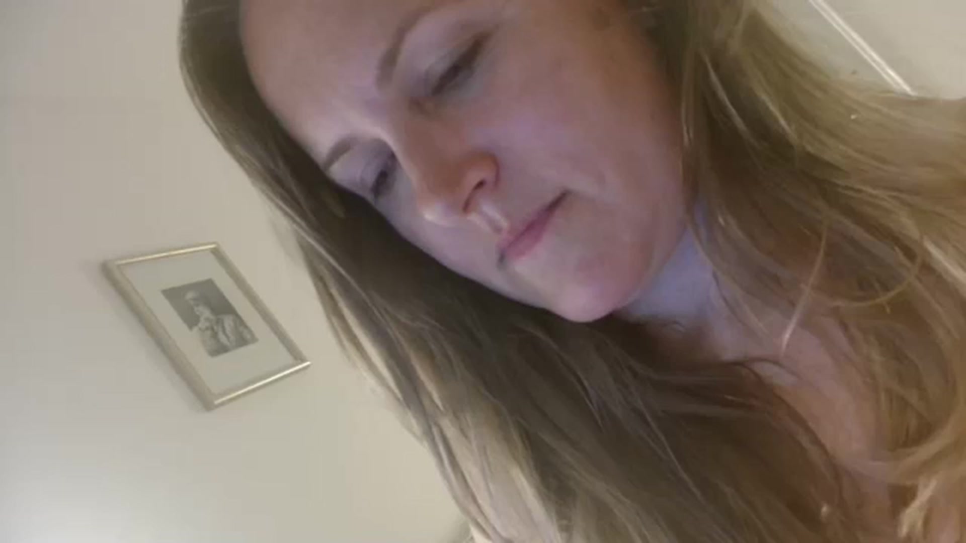 Gallery image thumbnail from JustLily's myfreecams stream on, 10/03/2023, 22:18 image 18 of 20