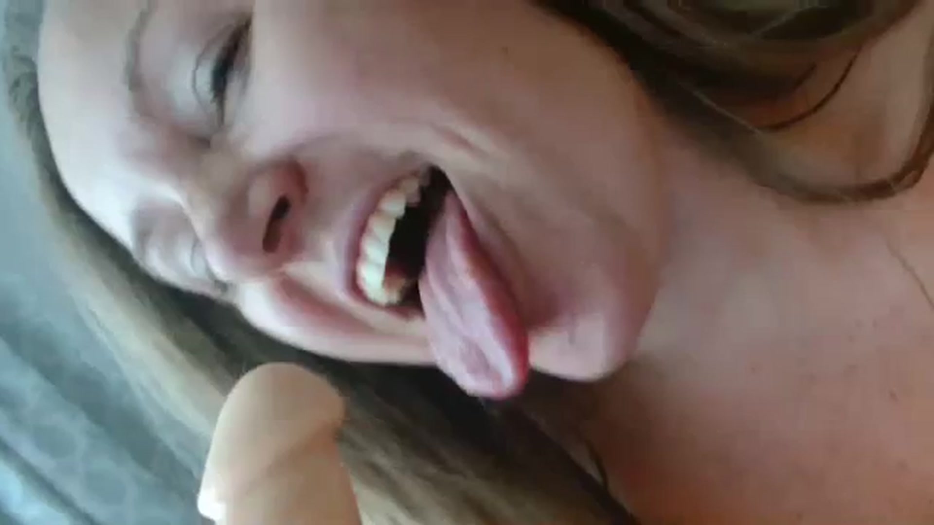 Gallery image thumbnail from JustLily's myfreecams stream on, 10/06/2023, 13:08 image 14 of 20