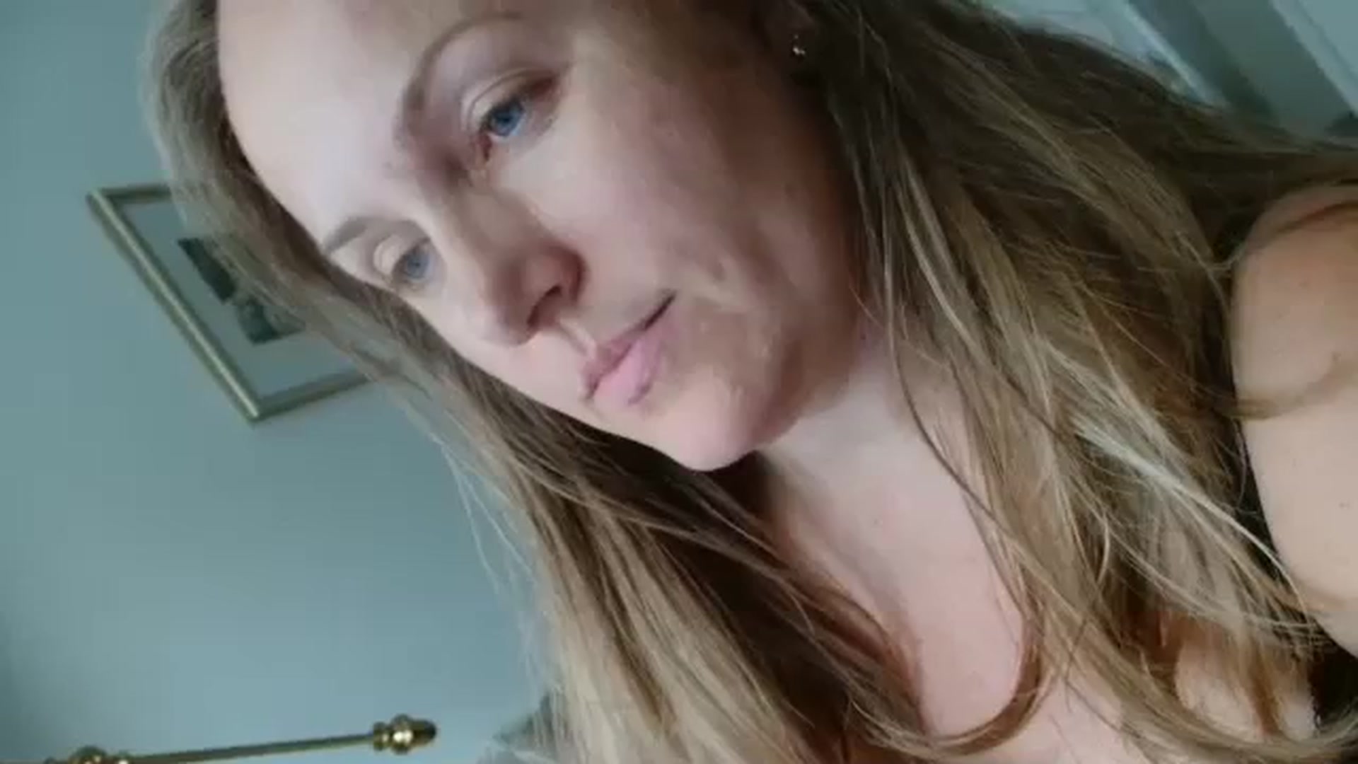 Gallery image thumbnail from JustLily's myfreecams stream on, 10/07/2023, 12:03 image 1 of 20