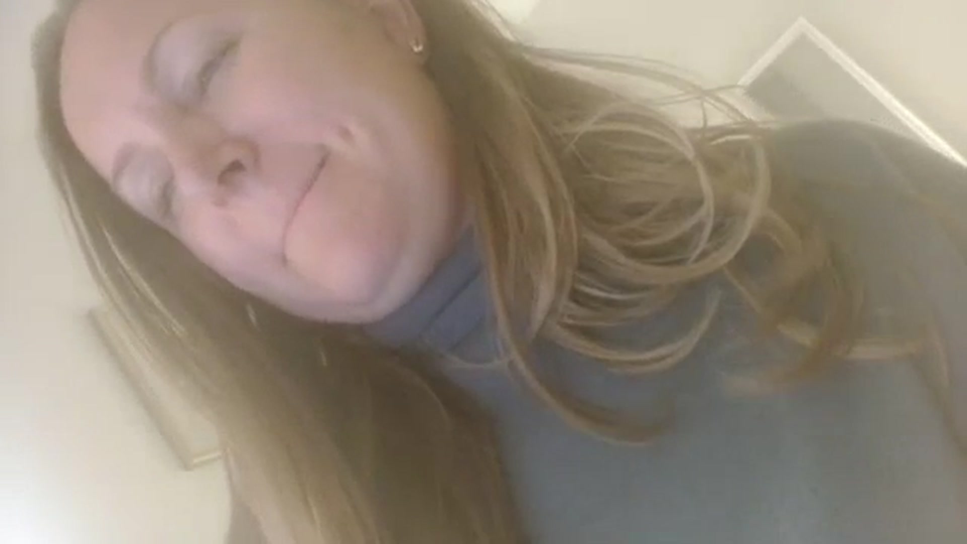 Gallery image thumbnail from JustLily's myfreecams stream on, 10/10/2023, 21:57 image 8 of 20
