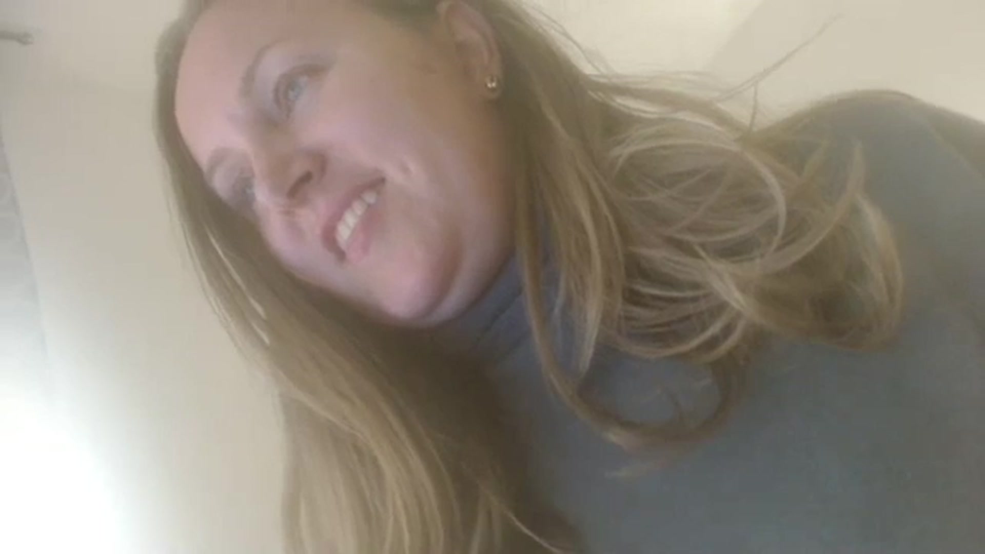 Gallery image thumbnail from JustLily's myfreecams stream on, 10/10/2023, 21:57 image 9 of 20