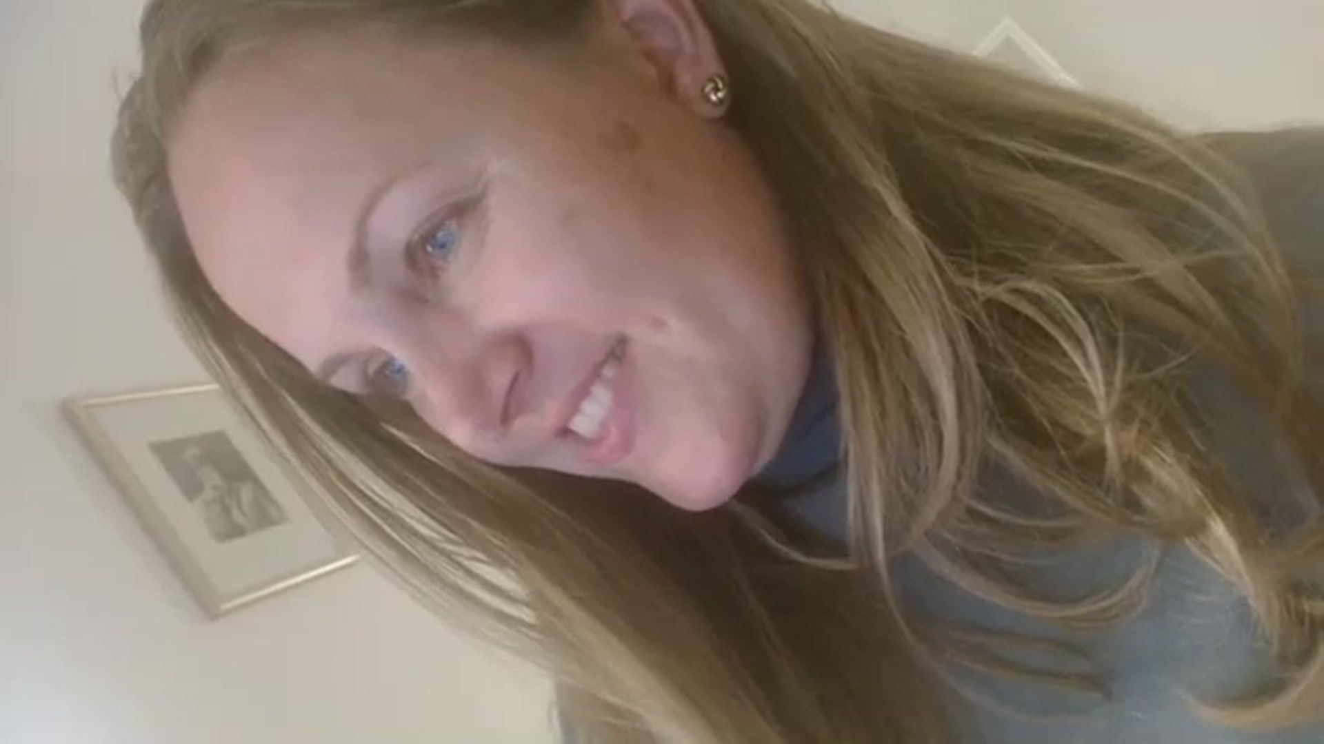 Gallery image thumbnail from JustLily's myfreecams stream on, 10/10/2023, 21:57 image 3 of 20