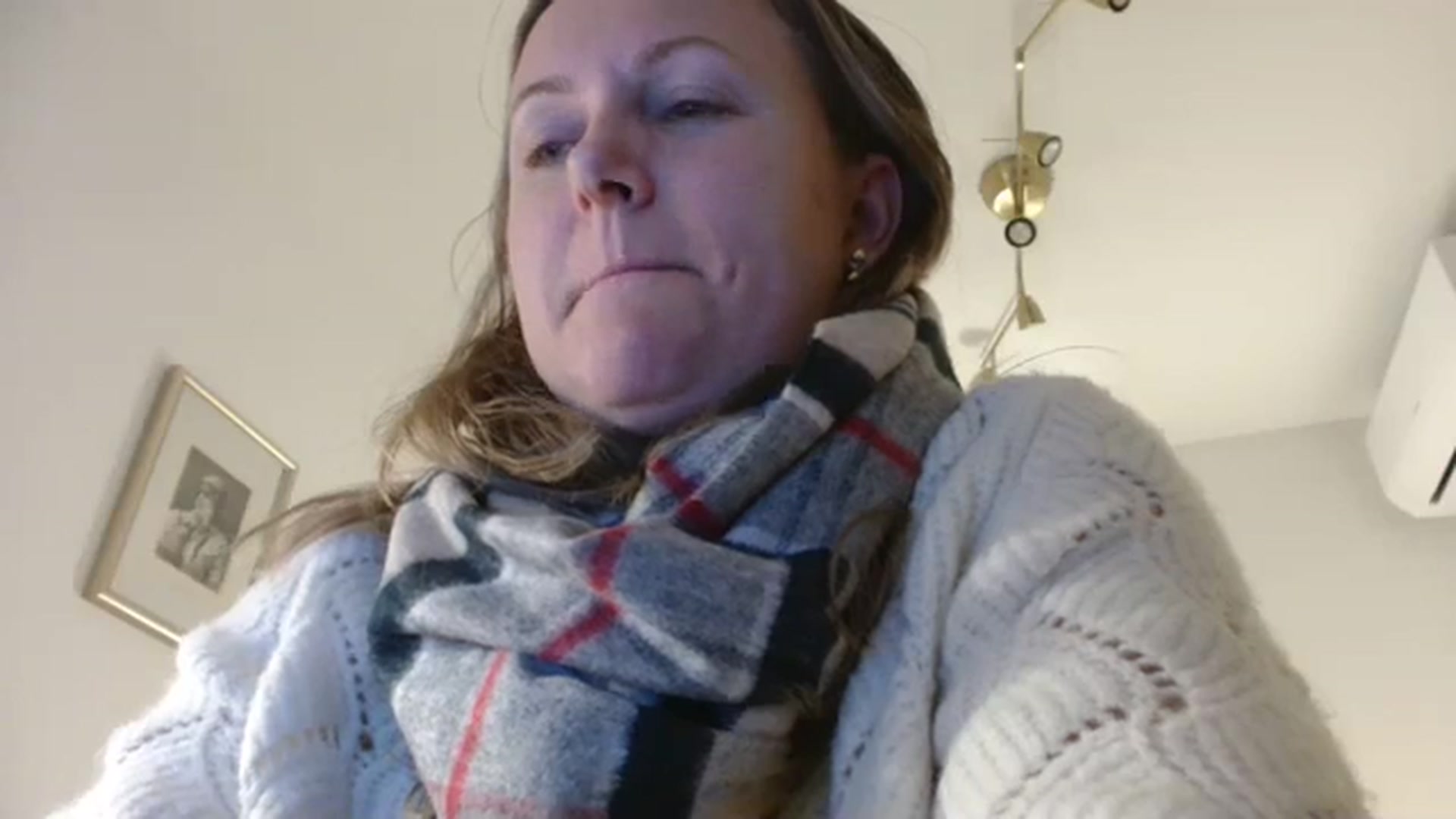 Gallery image thumbnail from JustLily's myfreecams stream on, 10/19/2023, 24:04 image 14 of 20
