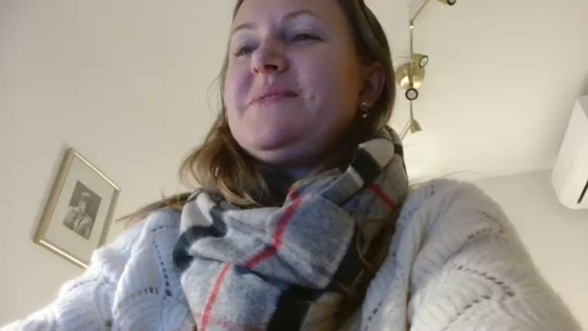 Gallery image thumbnail from JustLily's myfreecams stream on, 10/19/2023, 24:04 image 9 of 20