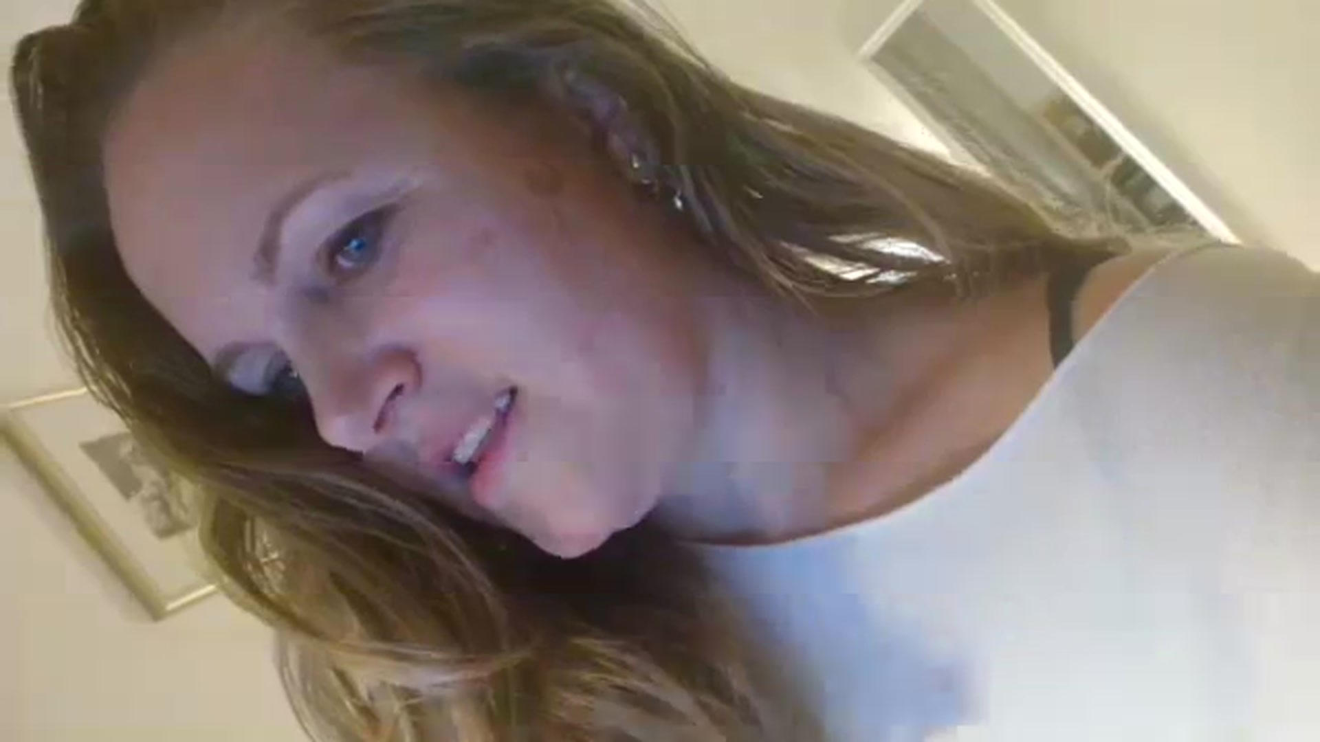Gallery image thumbnail from JustLily's myfreecams stream on, 10/23/2023, 21:53 image 2 of 20