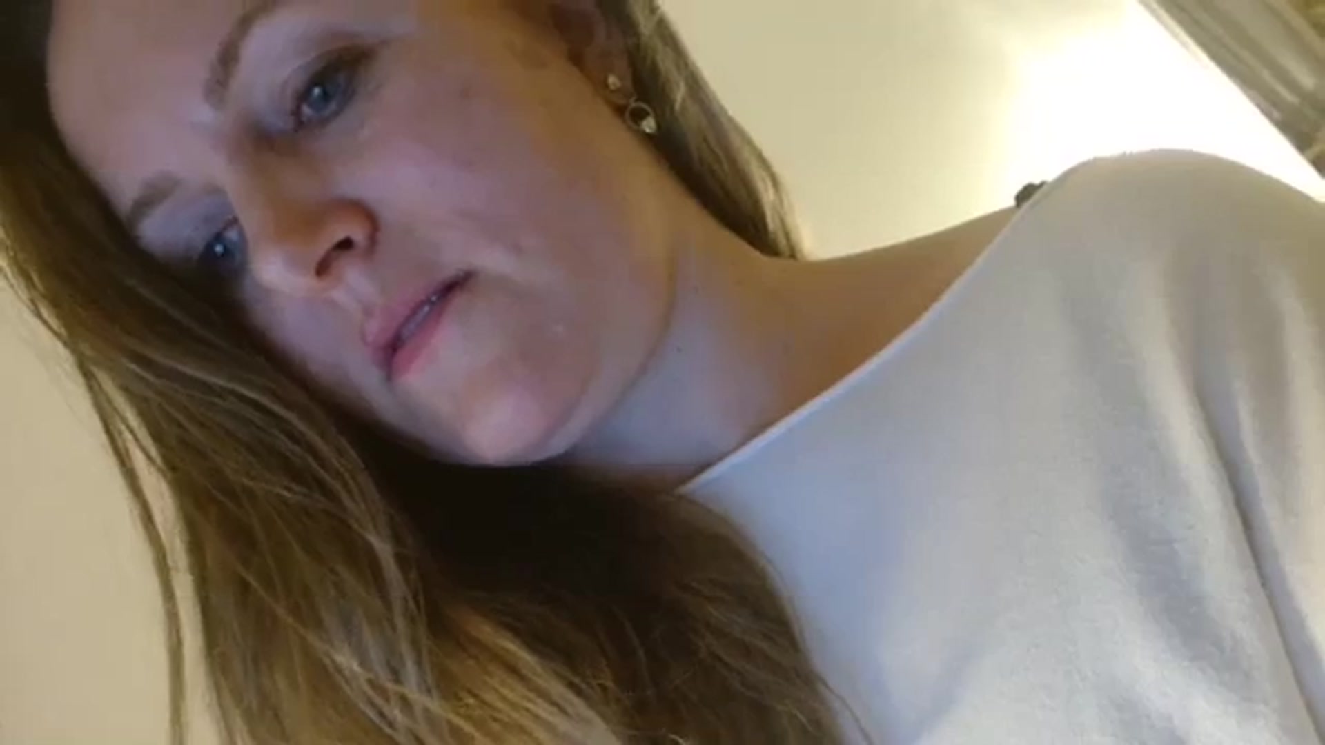 Gallery image thumbnail from JustLily's myfreecams stream on, 10/23/2023, 21:53 image 17 of 20