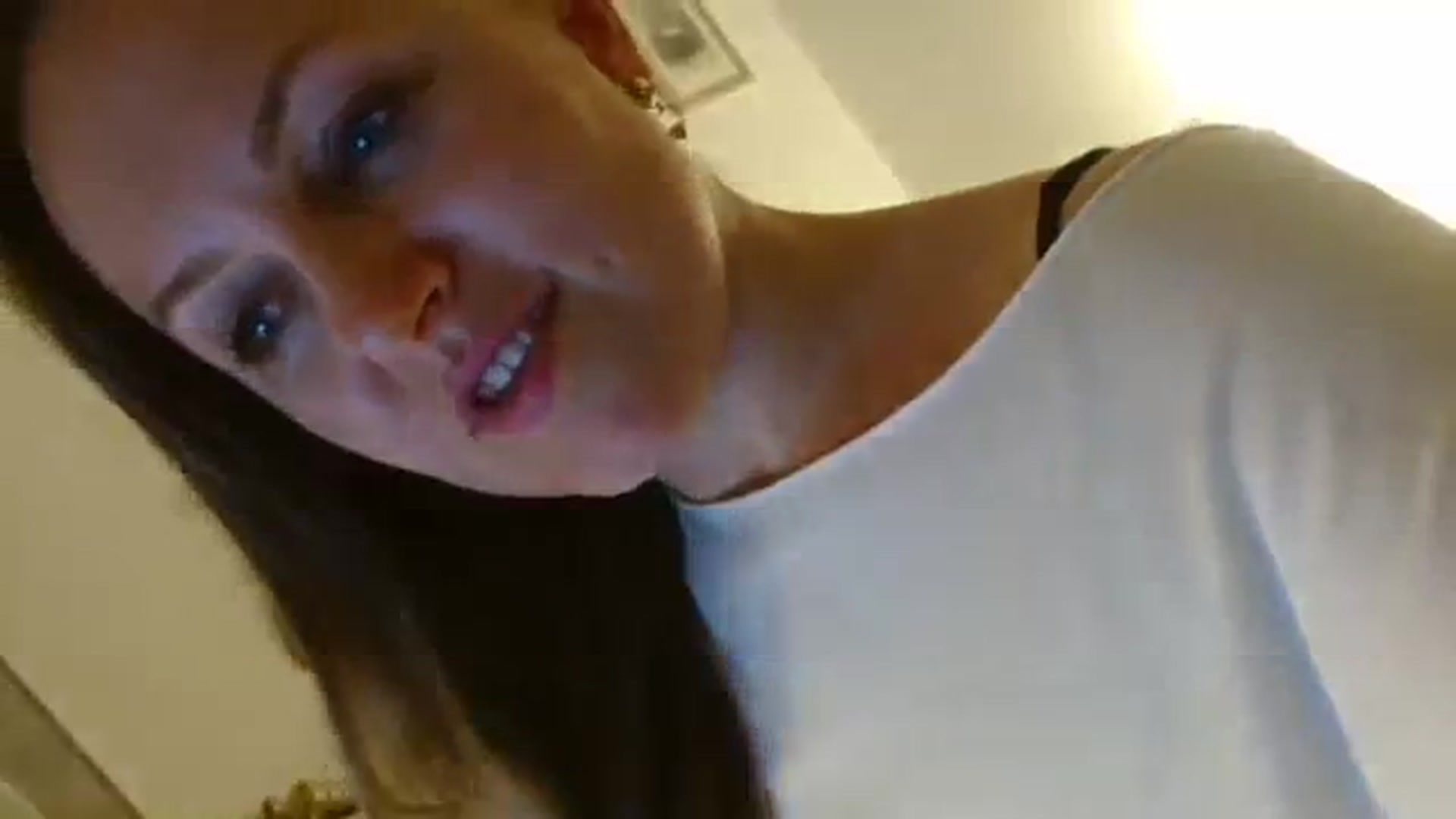 Gallery image thumbnail from JustLily's myfreecams stream on, 10/23/2023, 21:53 image 5 of 20