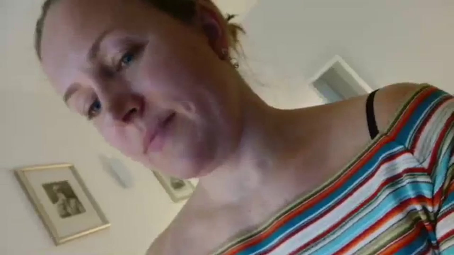 Gallery image thumbnail from JustLily's myfreecams stream on, 10/25/2023, 12:43 image 6 of 20
