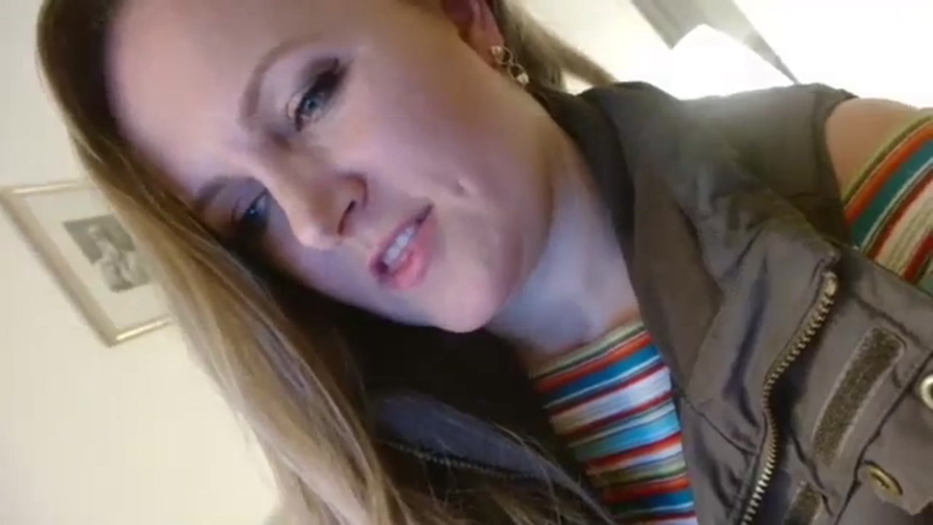 Gallery image thumbnail from JustLily's myfreecams stream on, 10/25/2023, 20:37 image 19 of 20