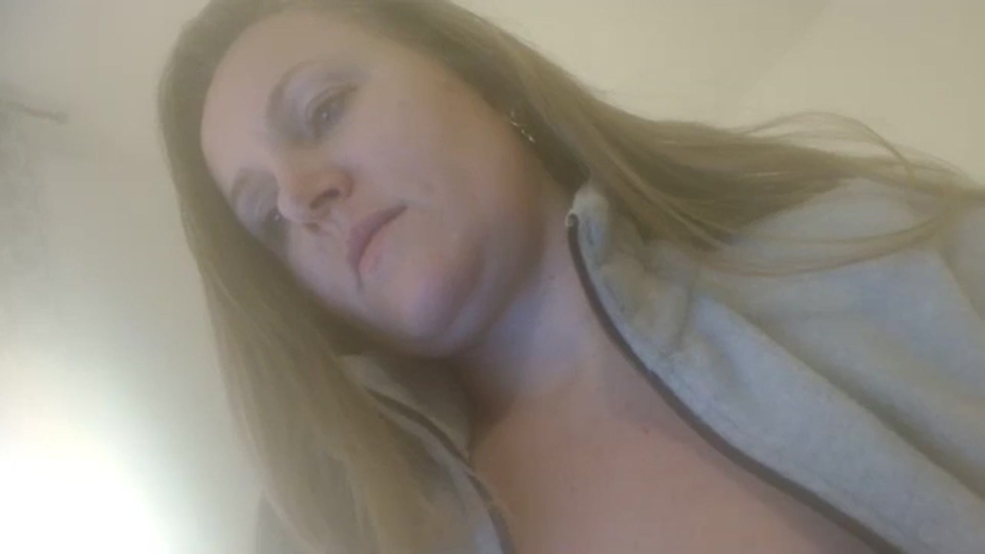 Gallery image thumbnail from JustLily's myfreecams stream on, 11/10/2023, 24:06 image 6 of 20