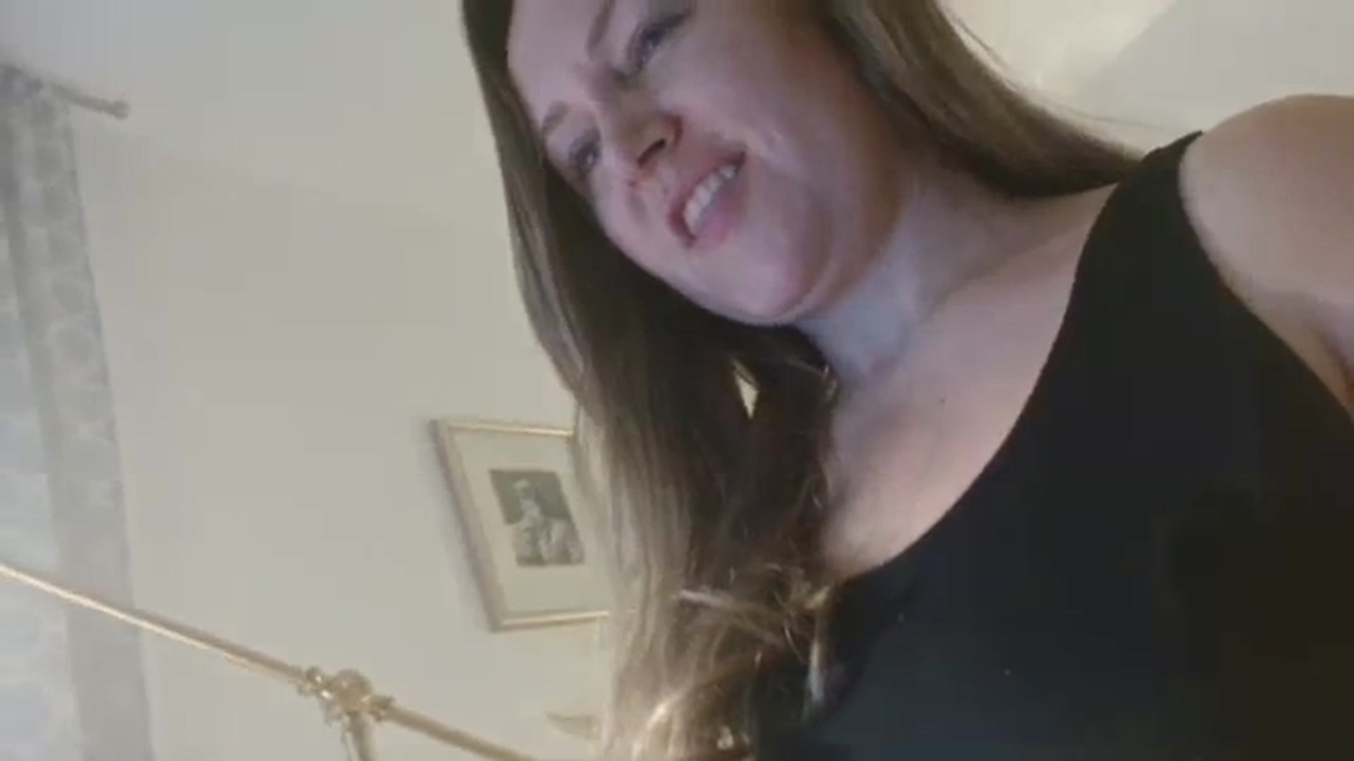 Gallery image thumbnail from JustLily's myfreecams stream on, 11/16/2023, 06:37 image 18 of 20