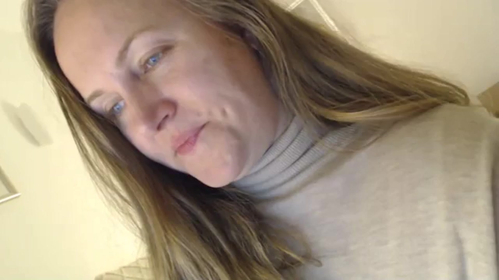 Gallery image thumbnail from JustLily's myfreecams stream on, 11/27/2023, 22:53 image 4 of 20
