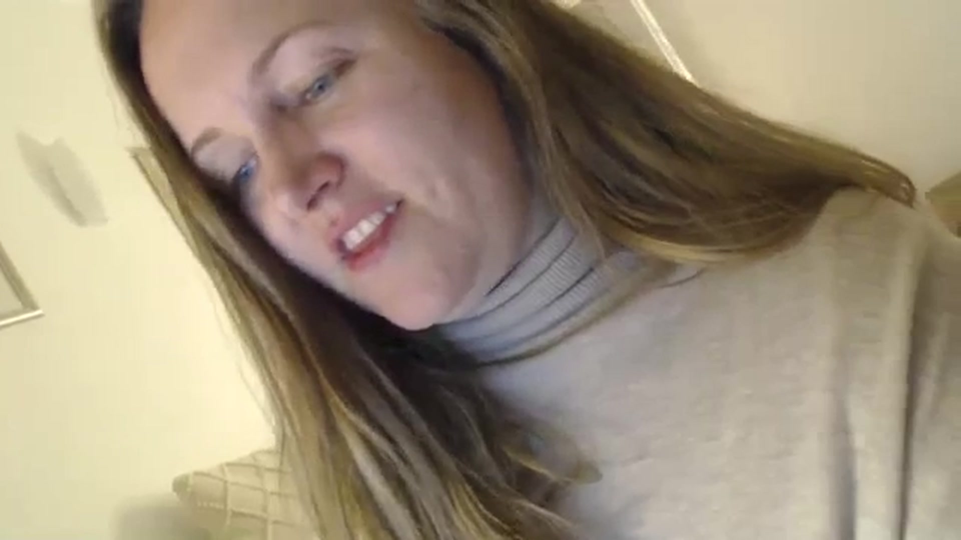 Gallery image thumbnail from JustLily's myfreecams stream on, 11/27/2023, 22:53 image 13 of 20