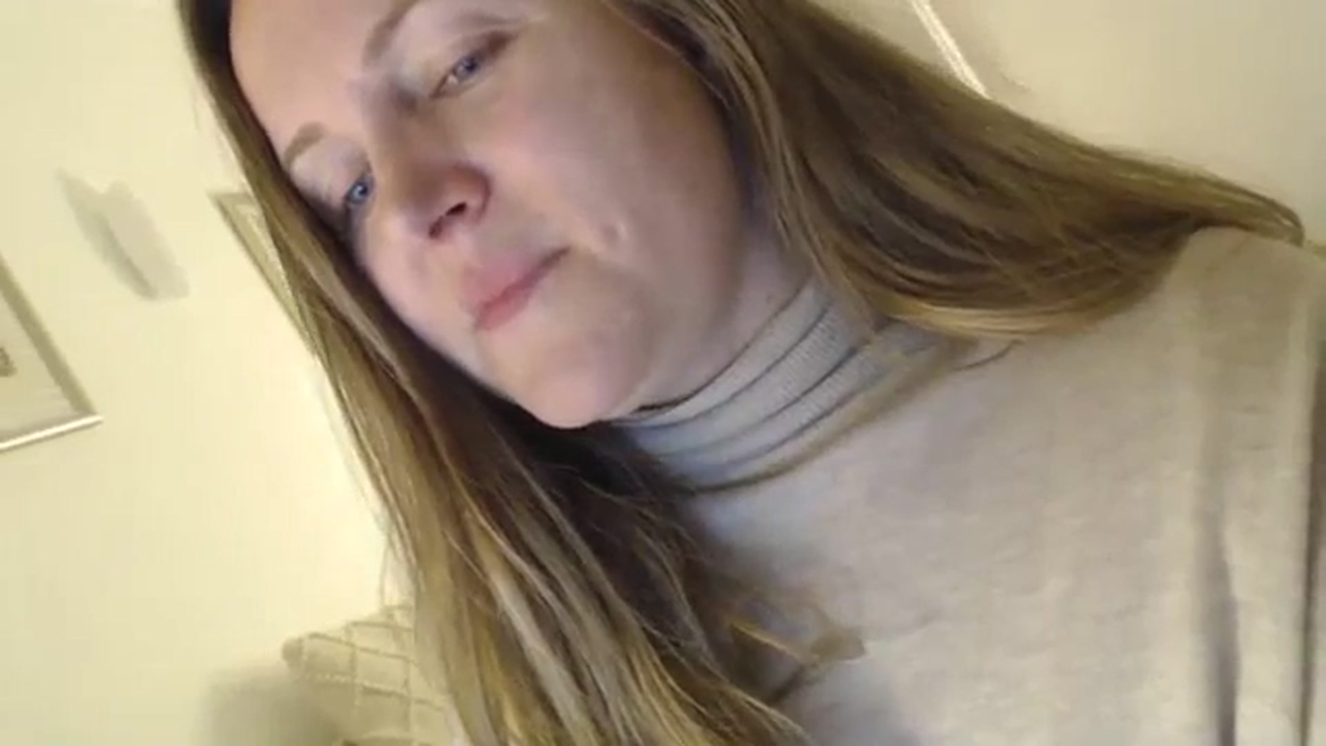 Gallery image thumbnail from JustLily's myfreecams stream on, 11/27/2023, 22:53 image 10 of 20