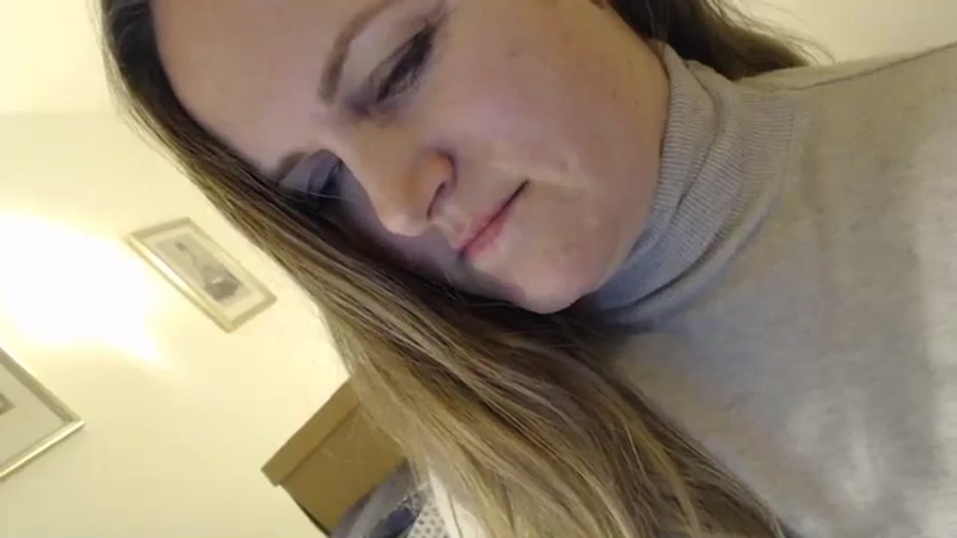 Gallery image thumbnail from JustLily's myfreecams stream on, 12/08/2023, 23:48 image 17 of 20