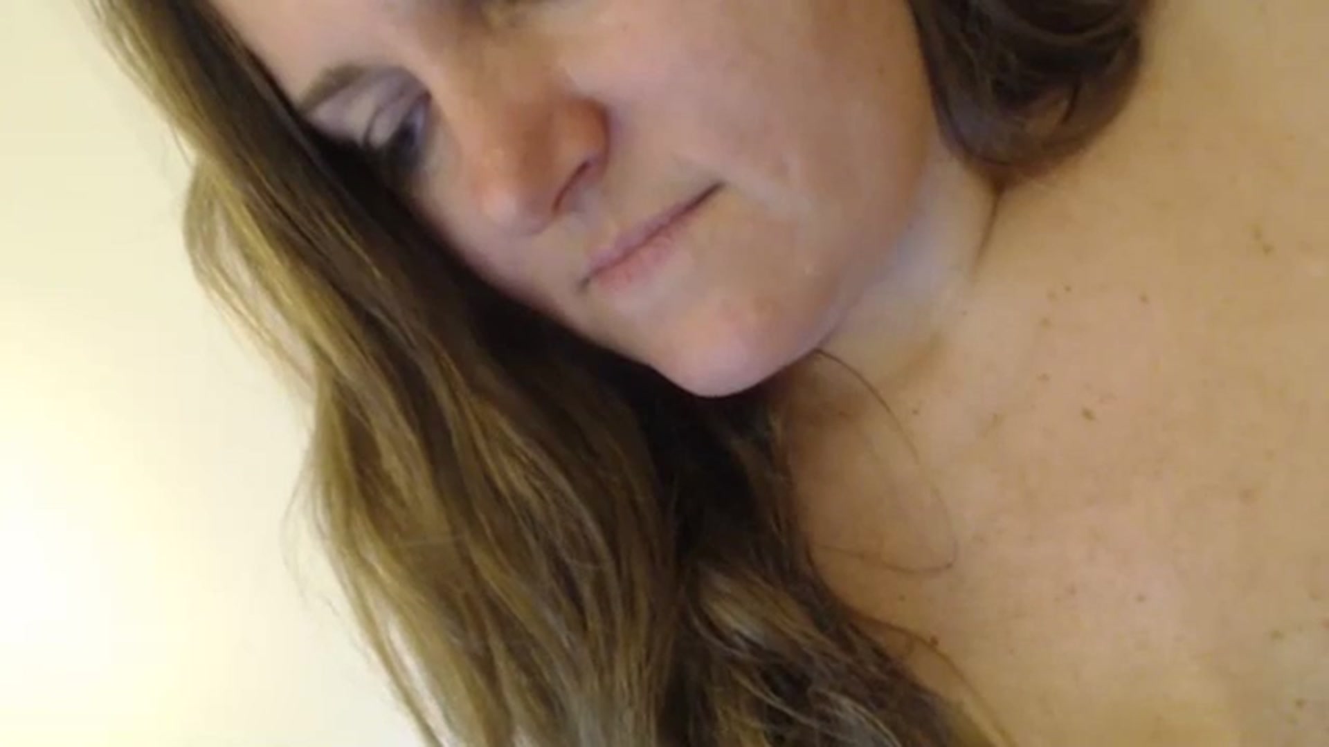 Gallery image thumbnail from JustLily's myfreecams stream on, 12/12/2023, 24:14 image 7 of 20