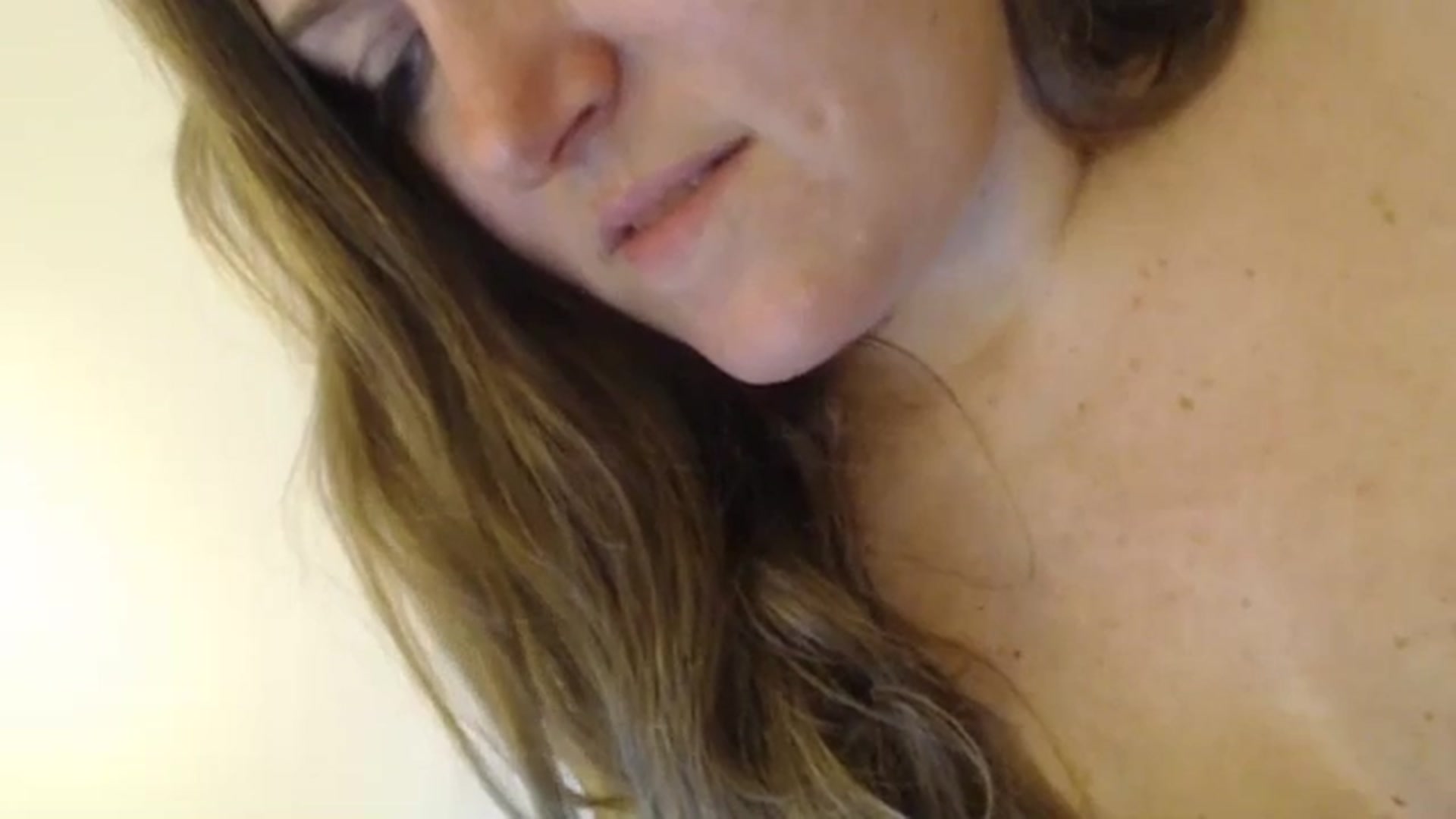 Gallery image thumbnail from JustLily's myfreecams stream on, 12/12/2023, 24:14 image 10 of 20