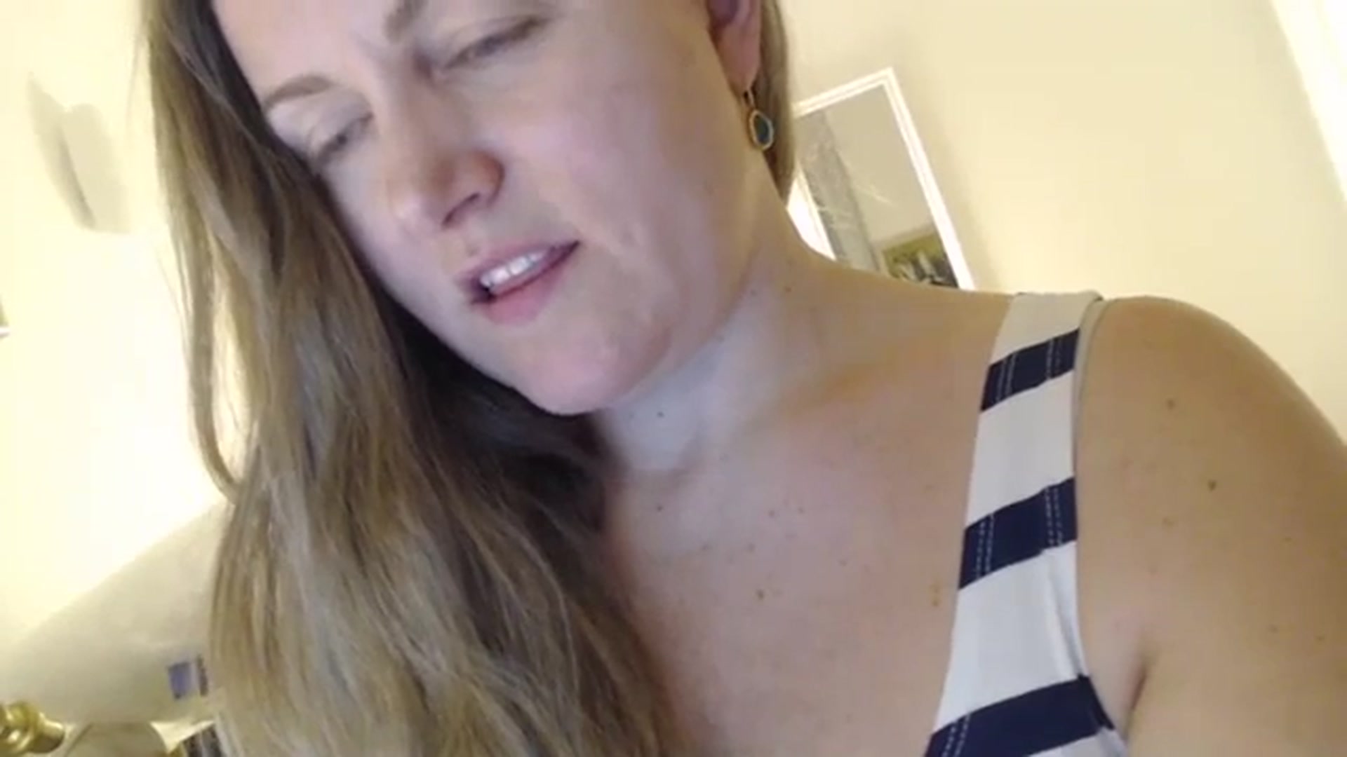 Gallery image thumbnail from JustLily's myfreecams stream on, 12/15/2023, 17:38 image 5 of 20