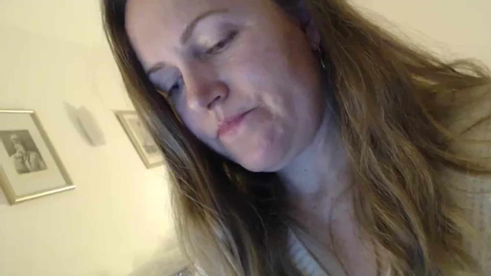 Gallery image thumbnail from JustLily's myfreecams stream on, 12/15/2023, 23:49 image 16 of 20