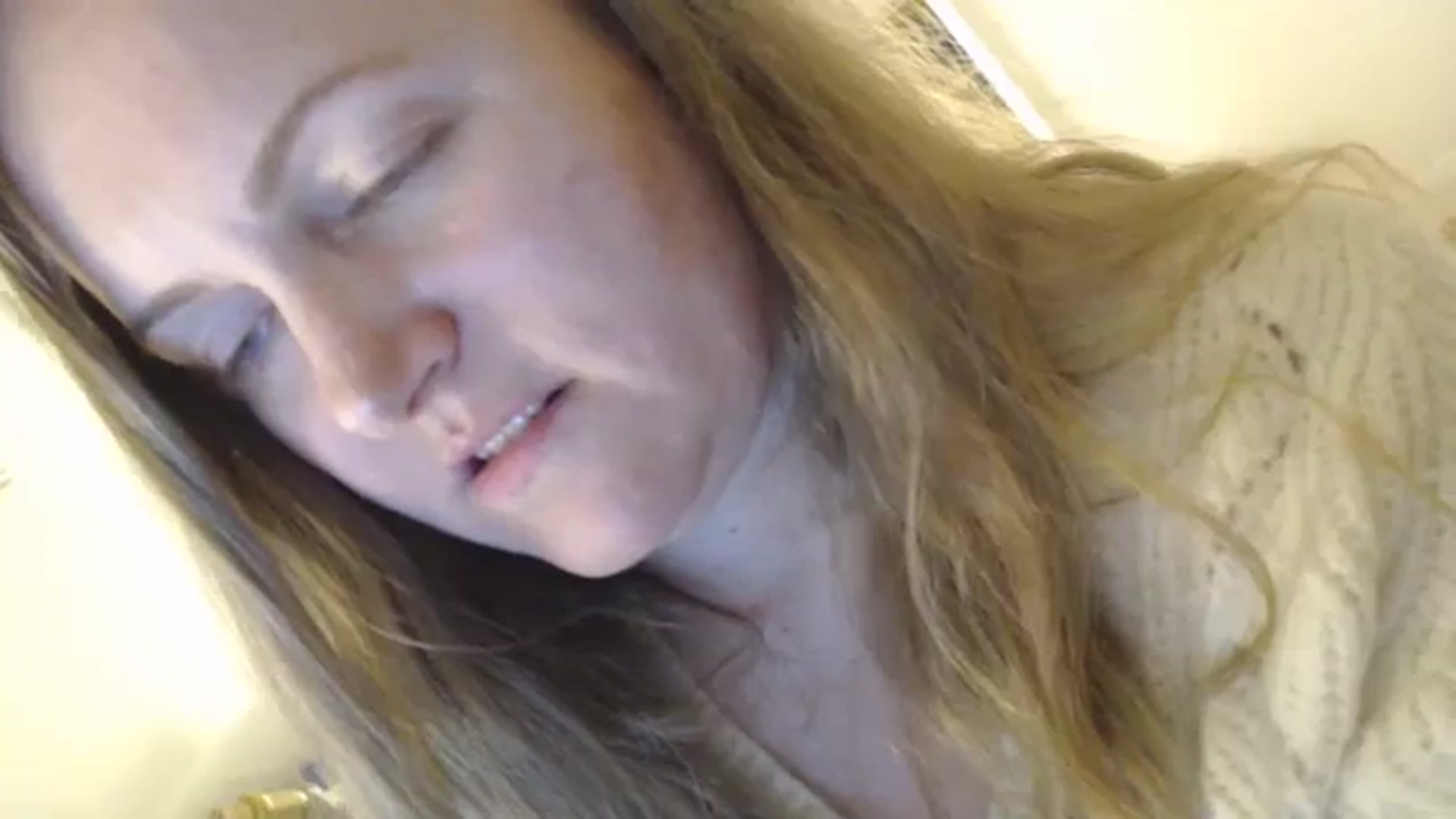 Gallery image thumbnail from JustLily's myfreecams stream on, 12/16/2023, 01:59 image 5 of 20