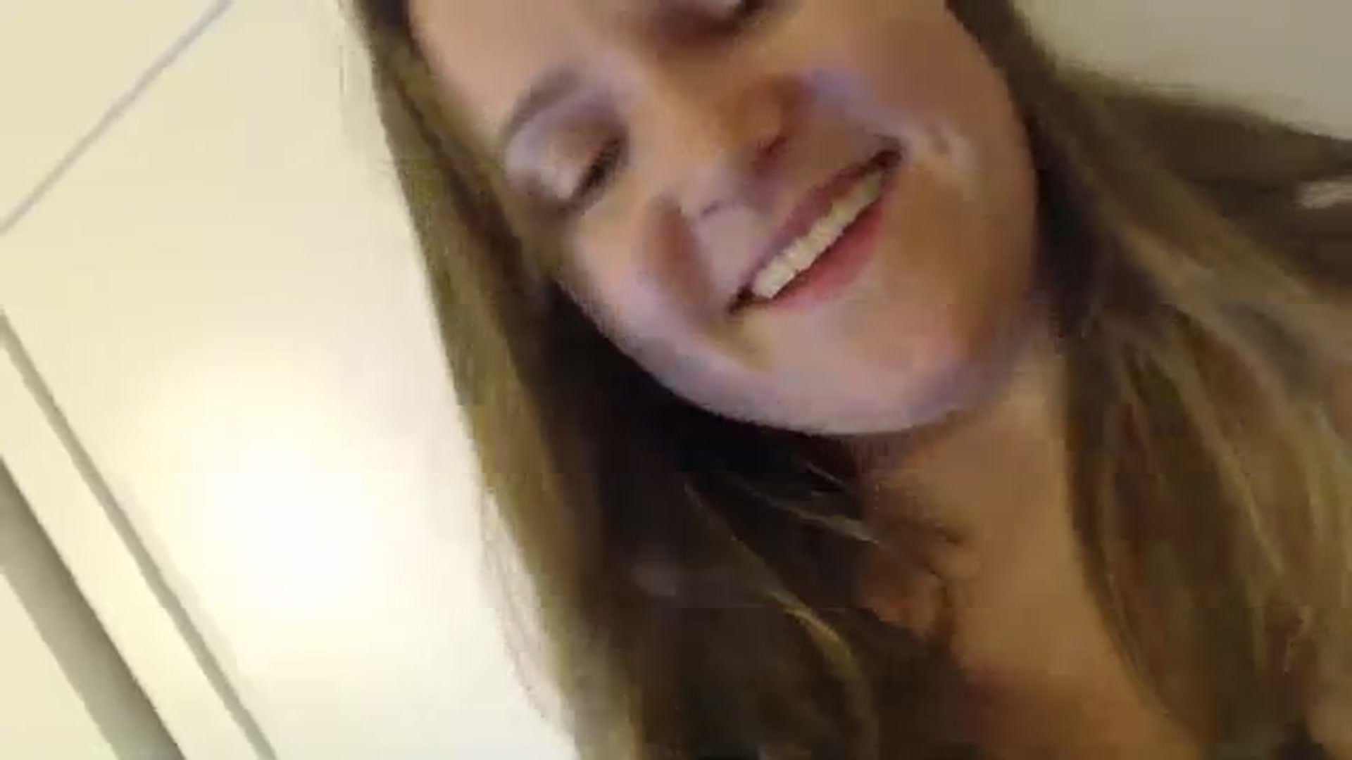 Gallery image thumbnail from JustLily's myfreecams stream on, 12/27/2023, 14:58 image 10 of 20