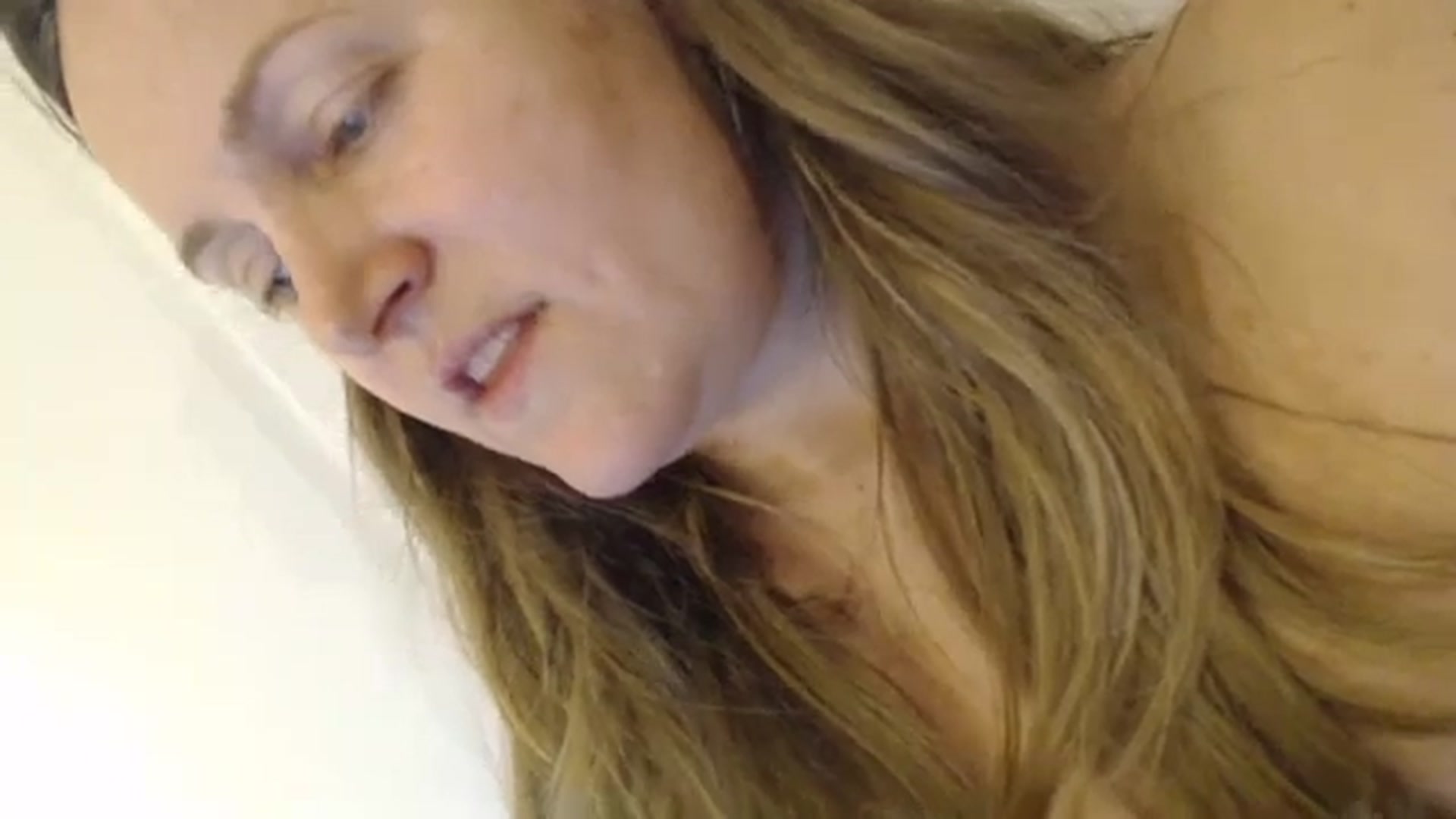 Gallery image thumbnail from JustLily's myfreecams stream on, 12/27/2023, 15:53 image 3 of 20