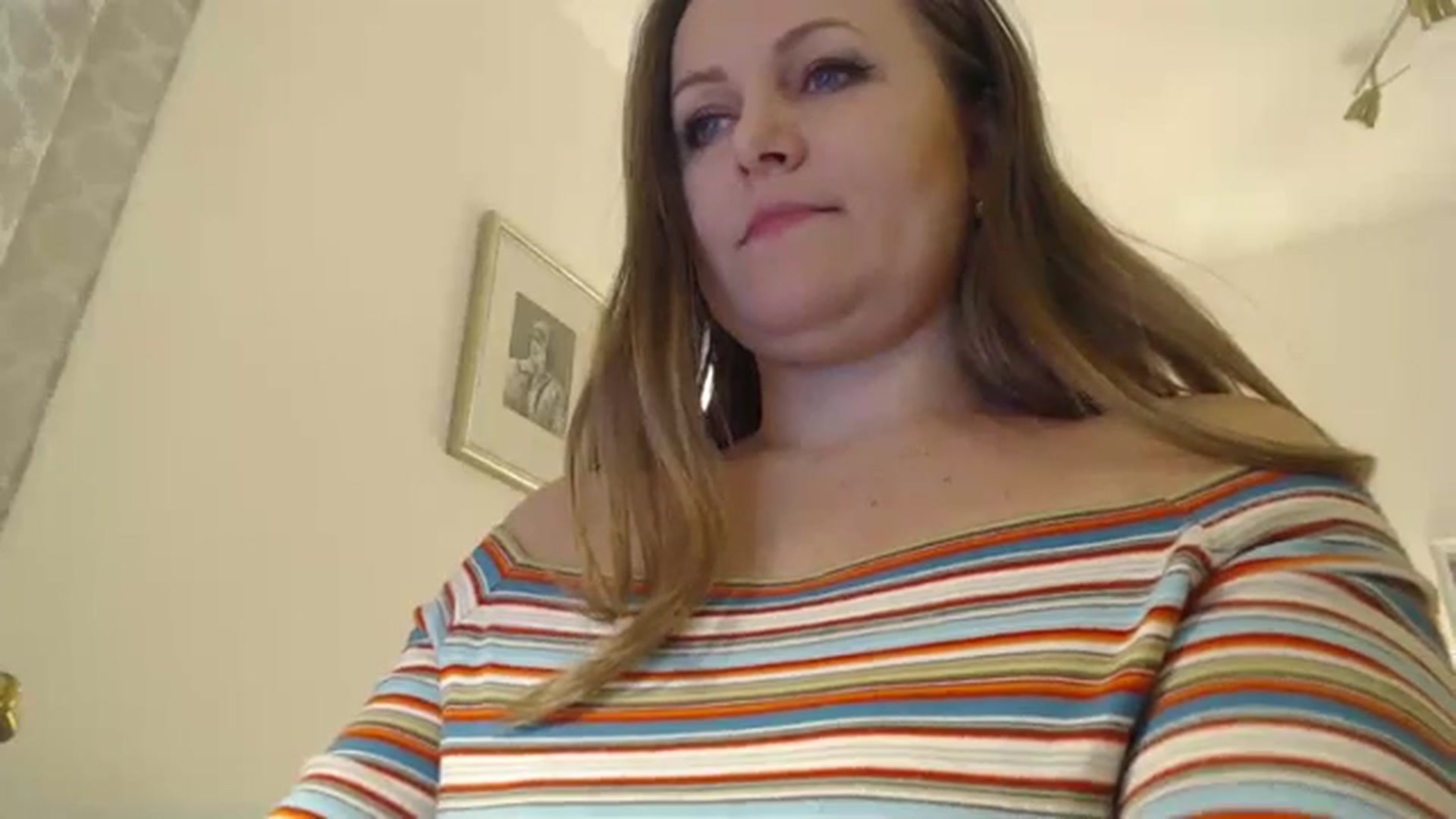 Gallery image thumbnail from JustLily's myfreecams stream on, 12/27/2023, 22:48 image 12 of 20