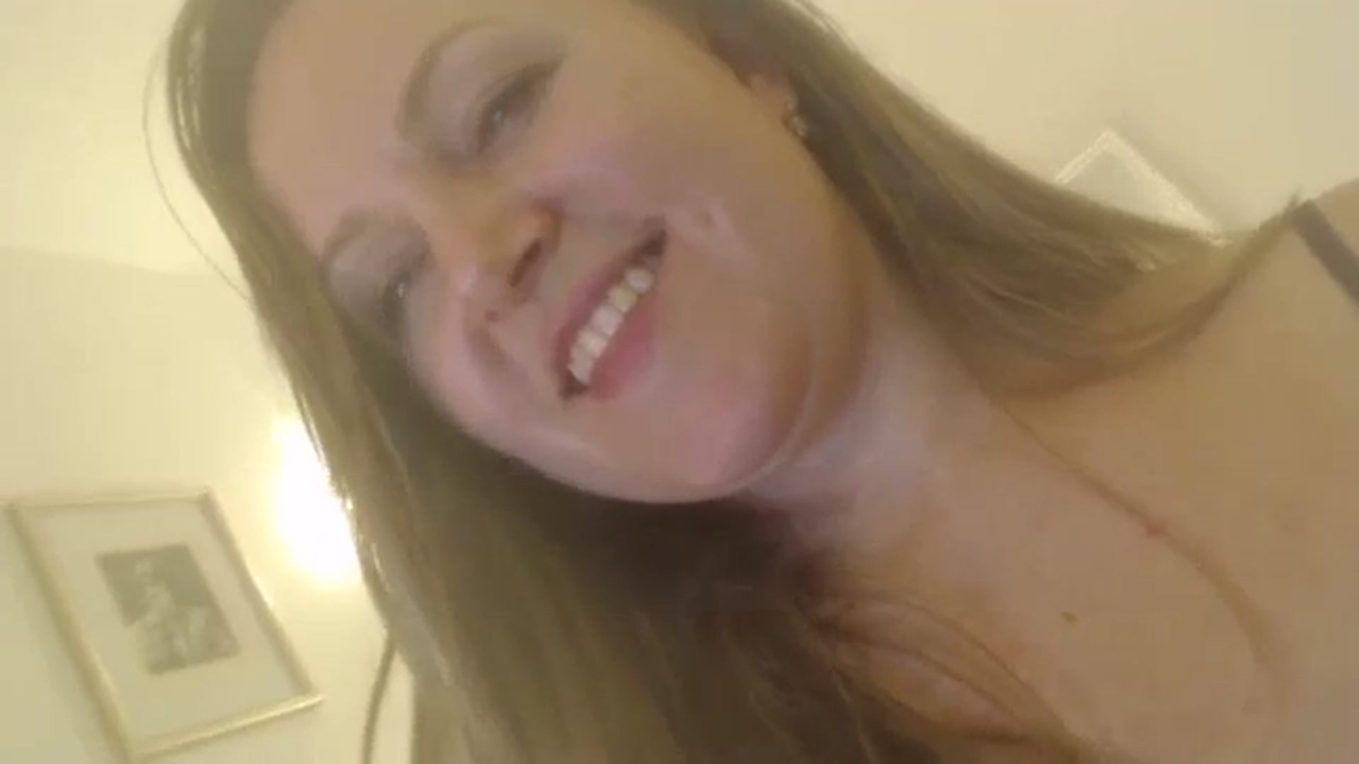 Gallery image thumbnail from JustLily's myfreecams stream on, 12/29/2023, 24:04 image 12 of 20
