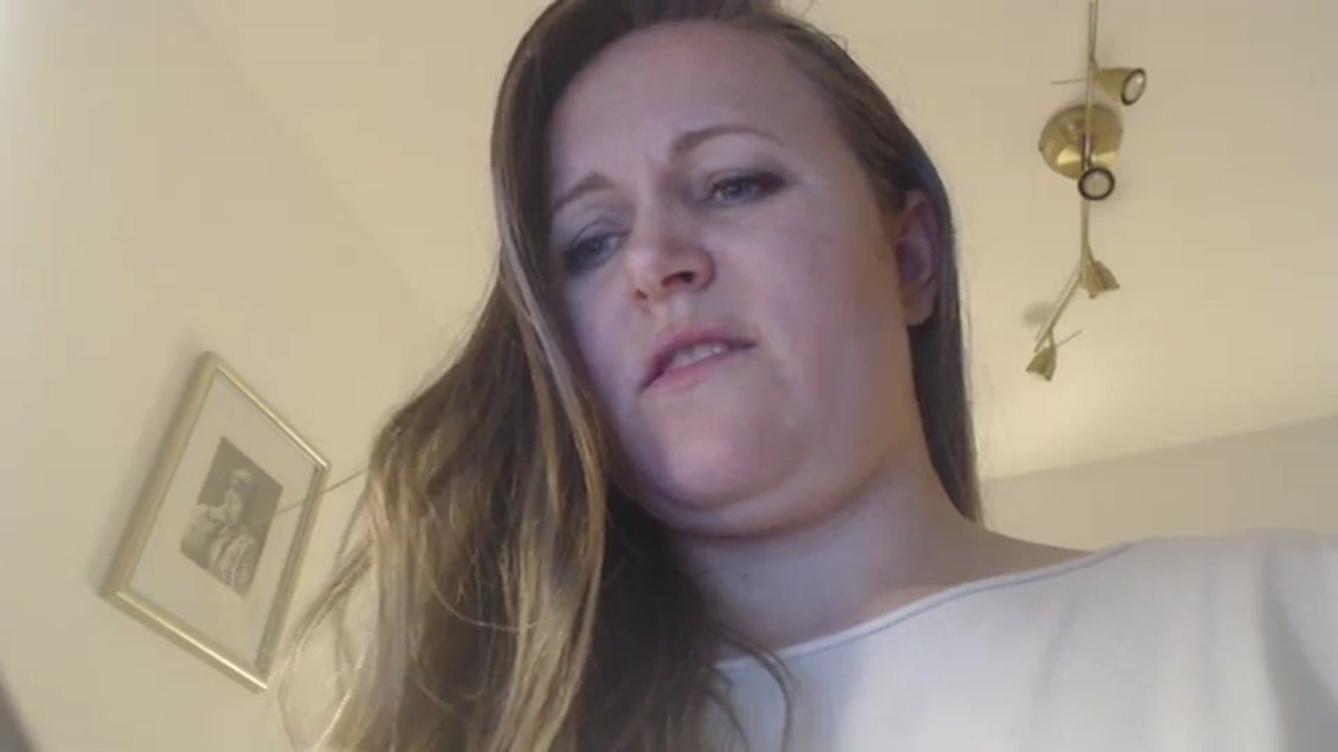 Gallery image thumbnail from JustLily's myfreecams stream on, 12/29/2023, 23:50 image 16 of 20