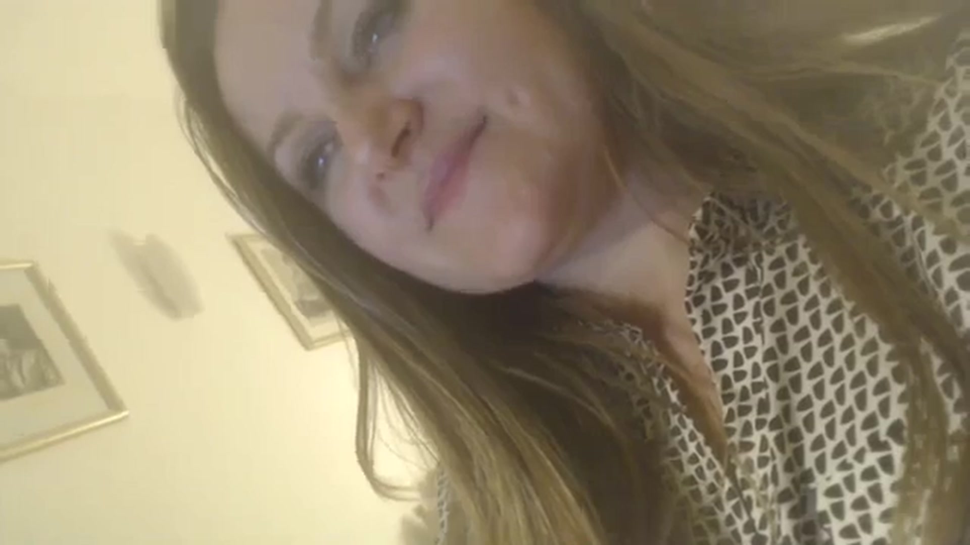 Gallery image thumbnail from JustLily's myfreecams stream on, 12/31/2023, 24:18 image 10 of 20