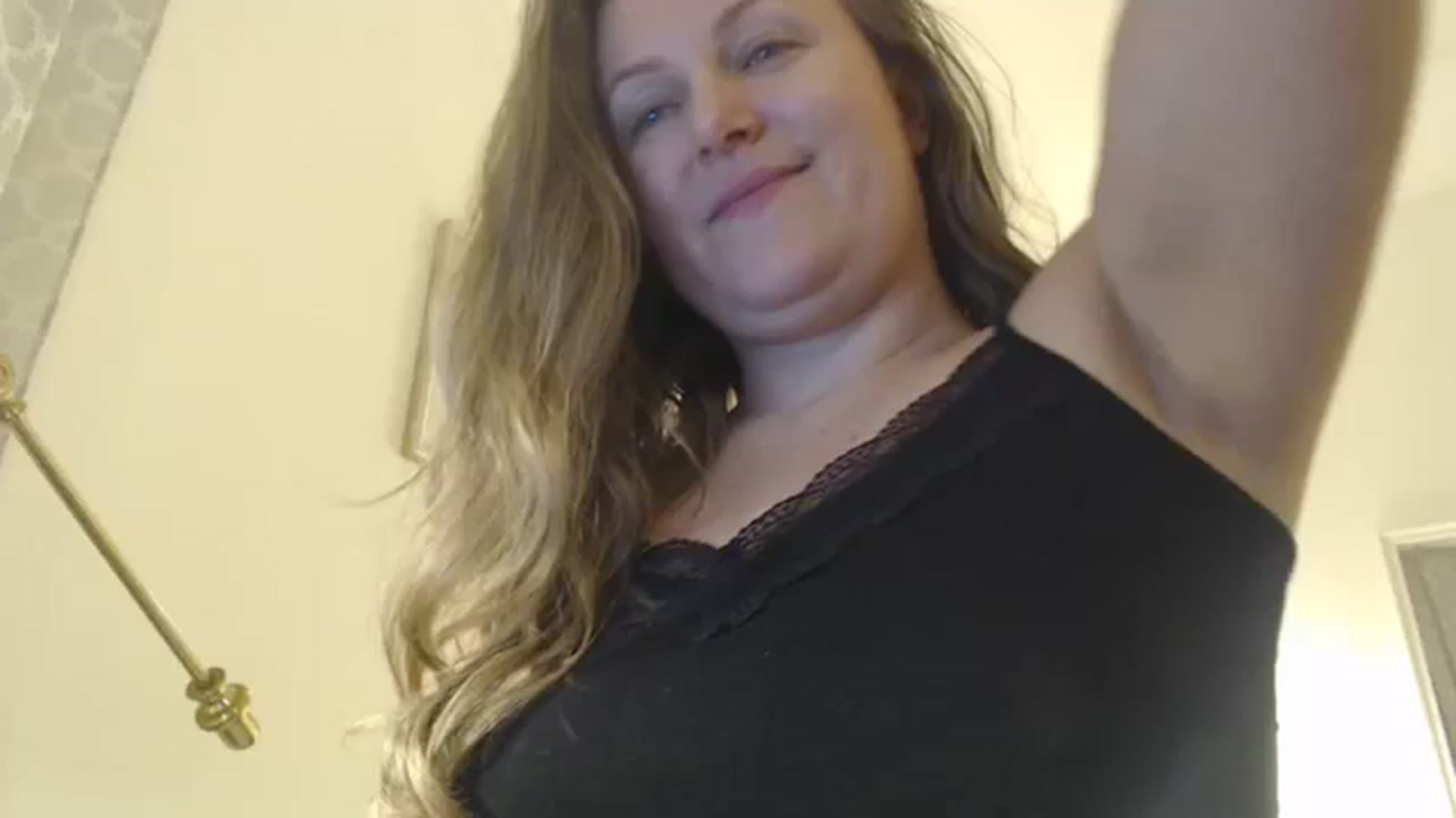 Gallery image thumbnail from JustLily's myfreecams stream on, 01/04/2024, 24:01 image 13 of 20