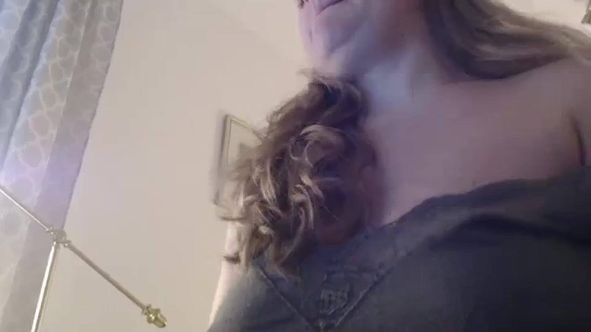 Gallery image thumbnail from JustLily's myfreecams stream on, 01/12/2024, 14:46 image 5 of 20