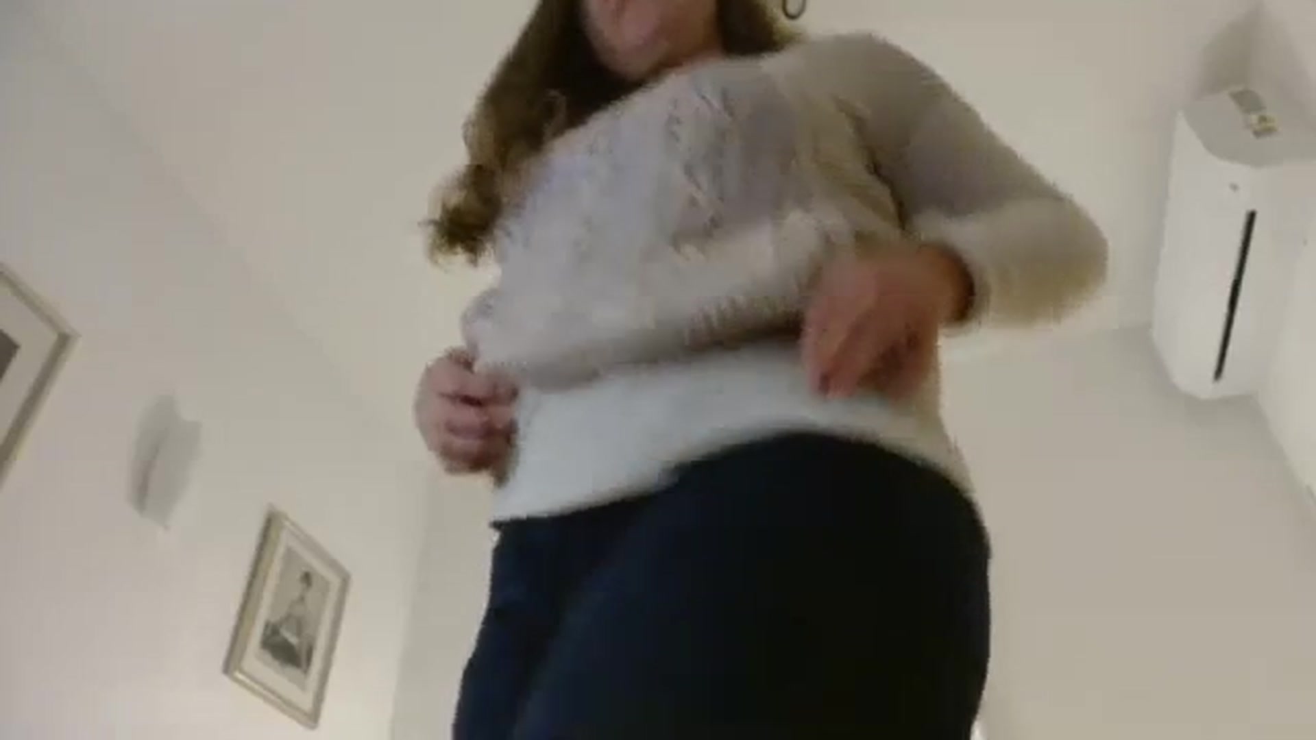 Gallery image thumbnail from JustLily's myfreecams stream on, 01/16/2024, 17:32 image 7 of 20