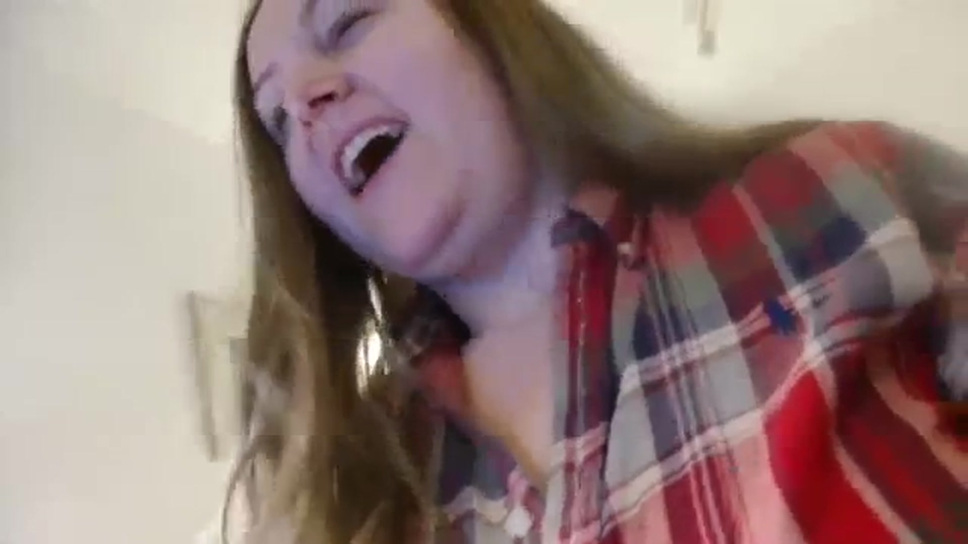 Gallery image thumbnail from JustLily's myfreecams stream on, 01/29/2024, 23:32 image 14 of 20